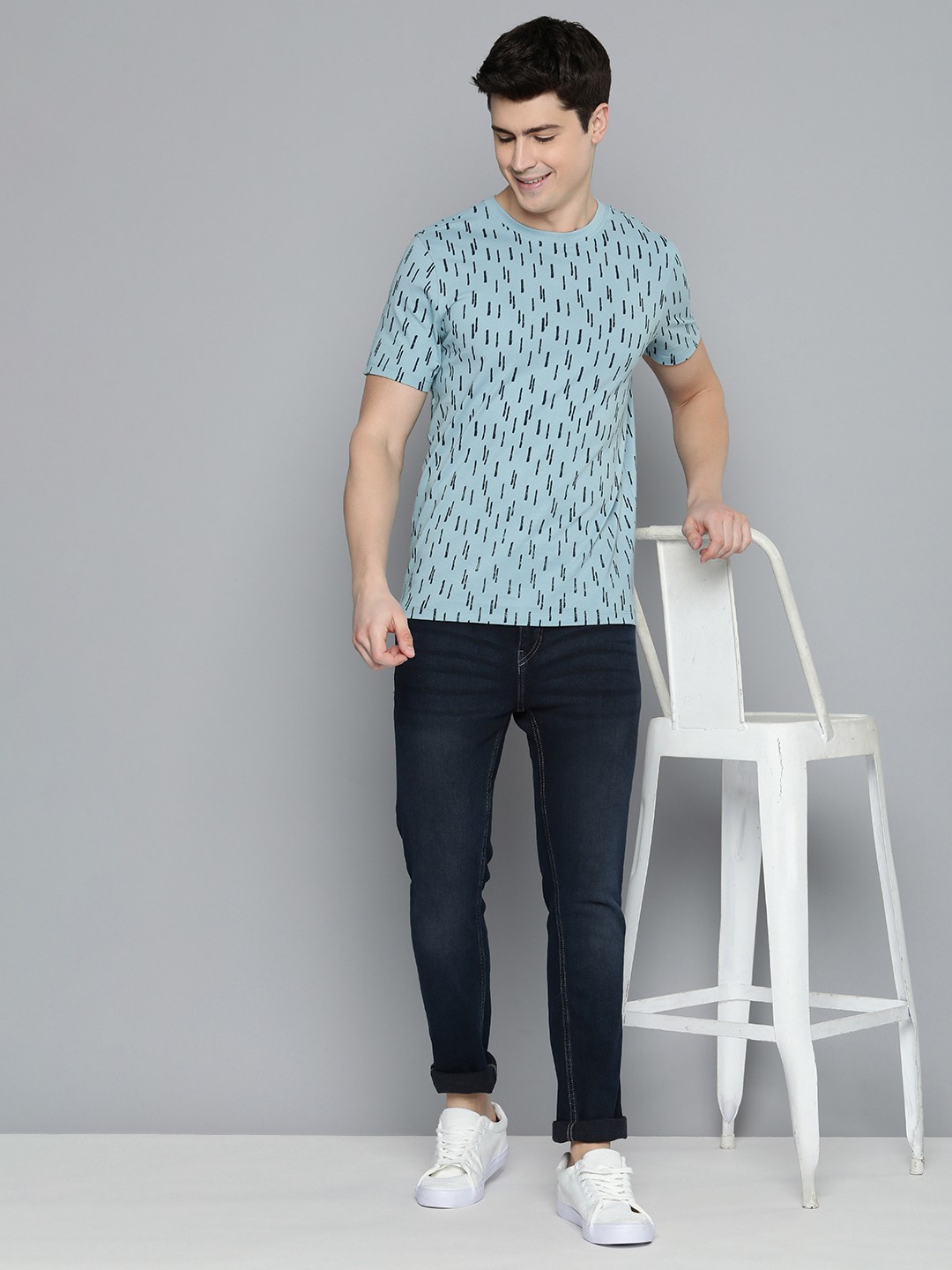 

Mast & Harbour Geometric Printed Pure Cotton Casual T-shirt, Blue