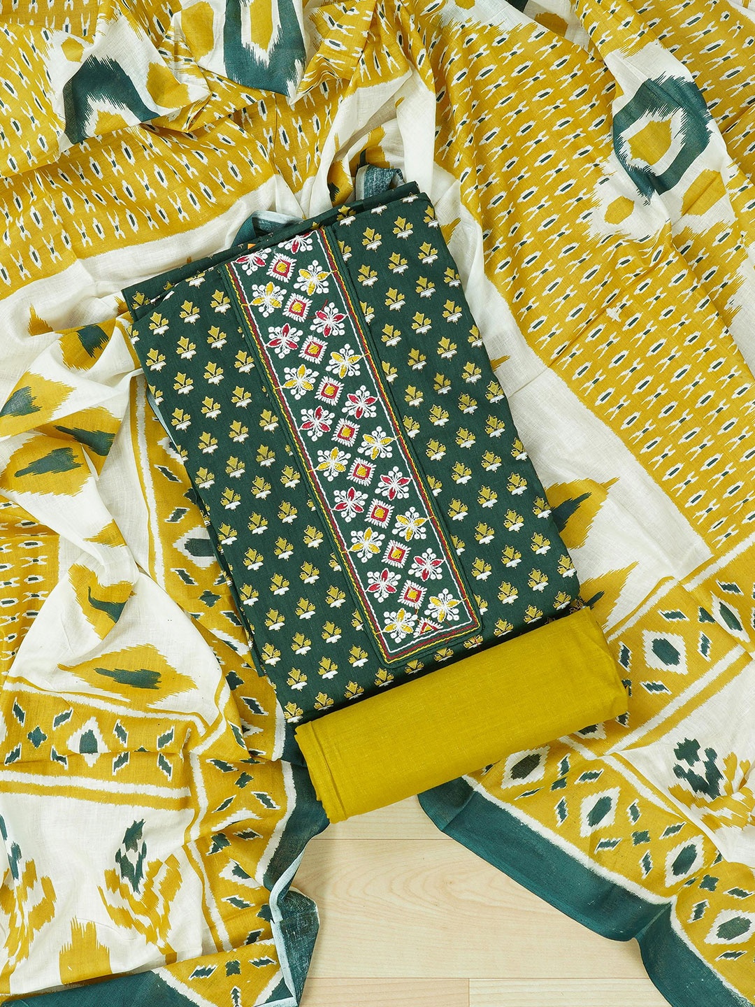 

Kalamandir Pure Cotton Unstitched Dress Material, Green