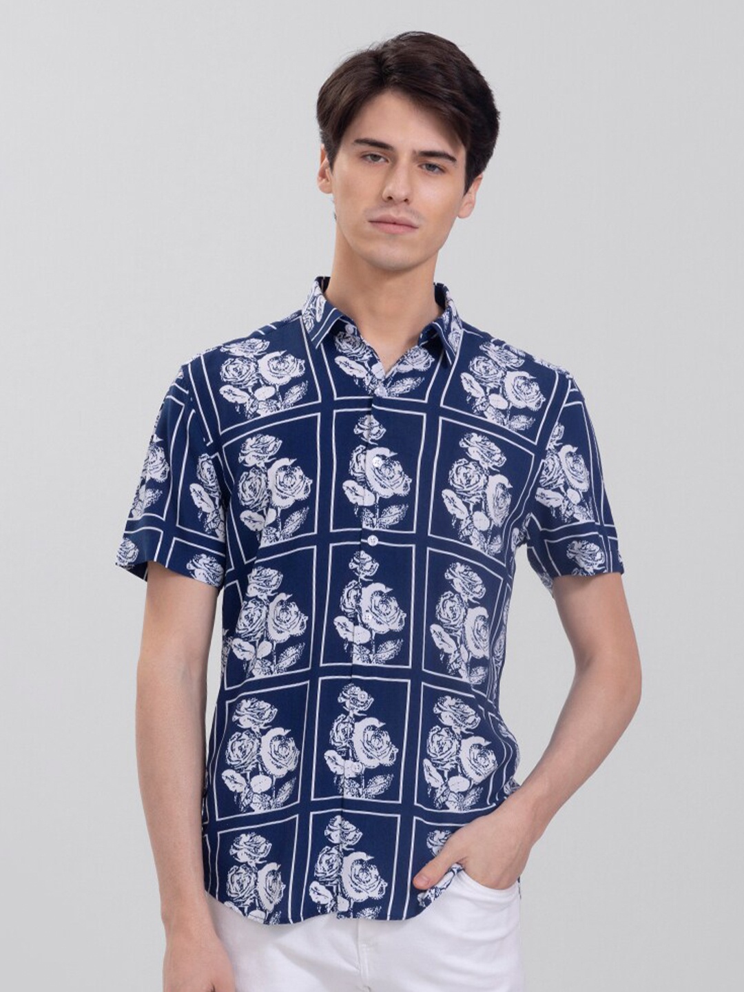 

Snitch Men Slim Fit Printed Cotton Casual Shirt, Blue