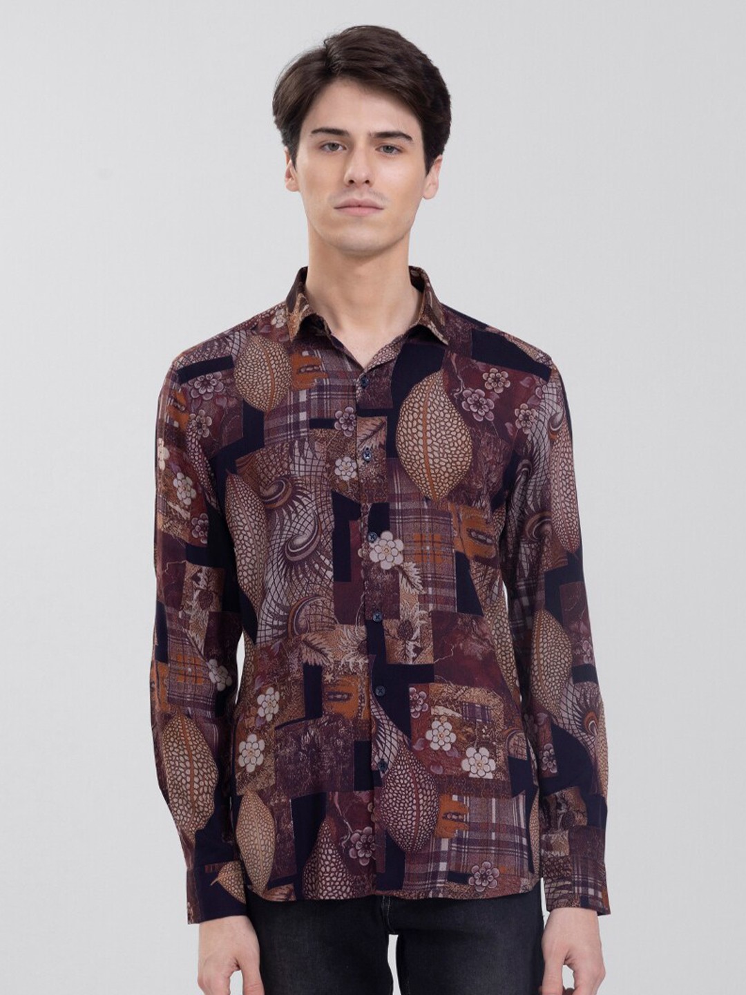 

Snitch Men Slim Fit Floral Printed Casual Shirt, Brown