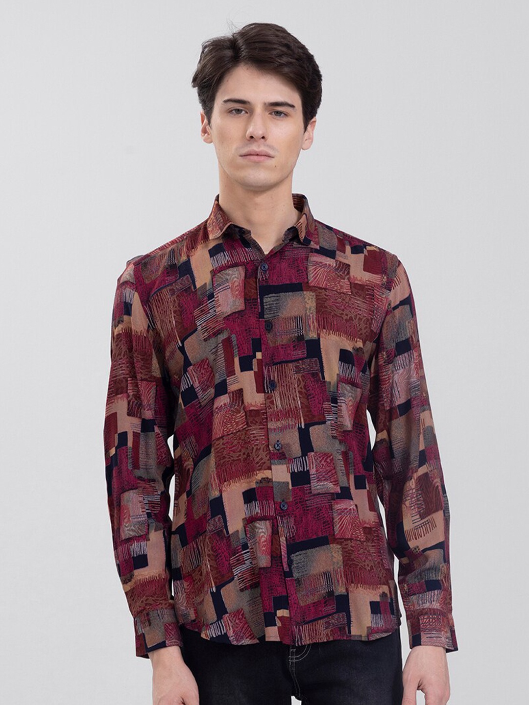 

Snitch Men Slim Fit Printed Casual Shirt, Maroon
