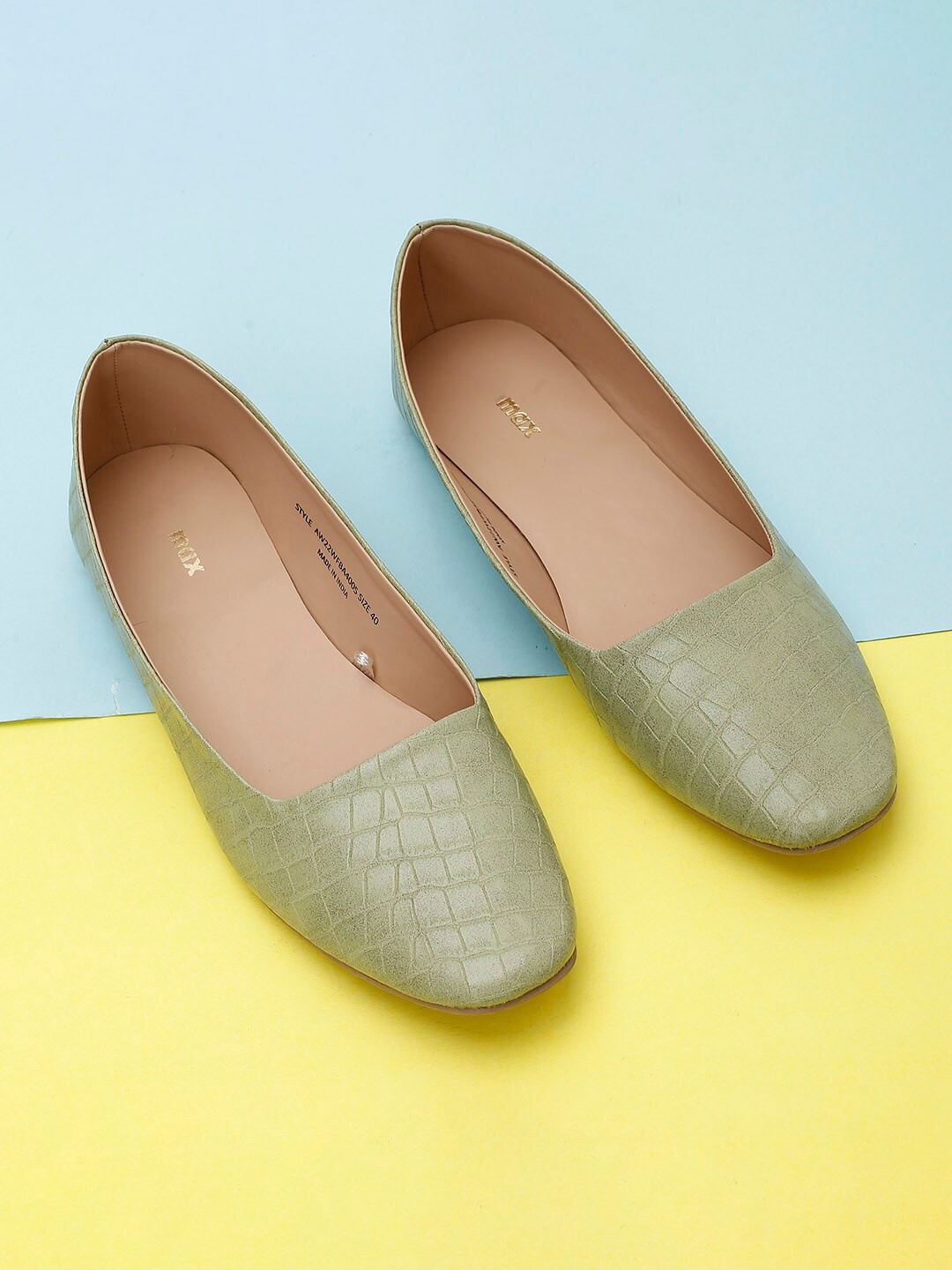 

max Women Solid Ballerinas, Green