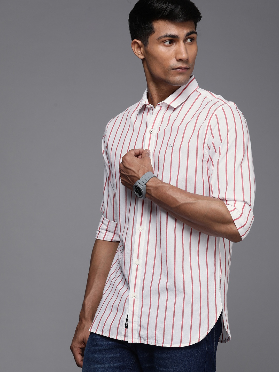 

WROGN Men Striped Pure Cotton Casual Shirt, White