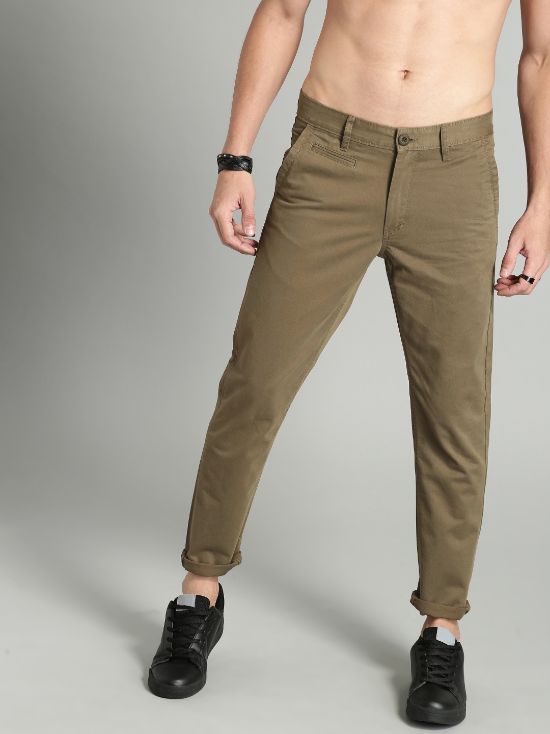 

Roadster Men Olive Green Slim Fit Pure Cotton Sustainable Chinos