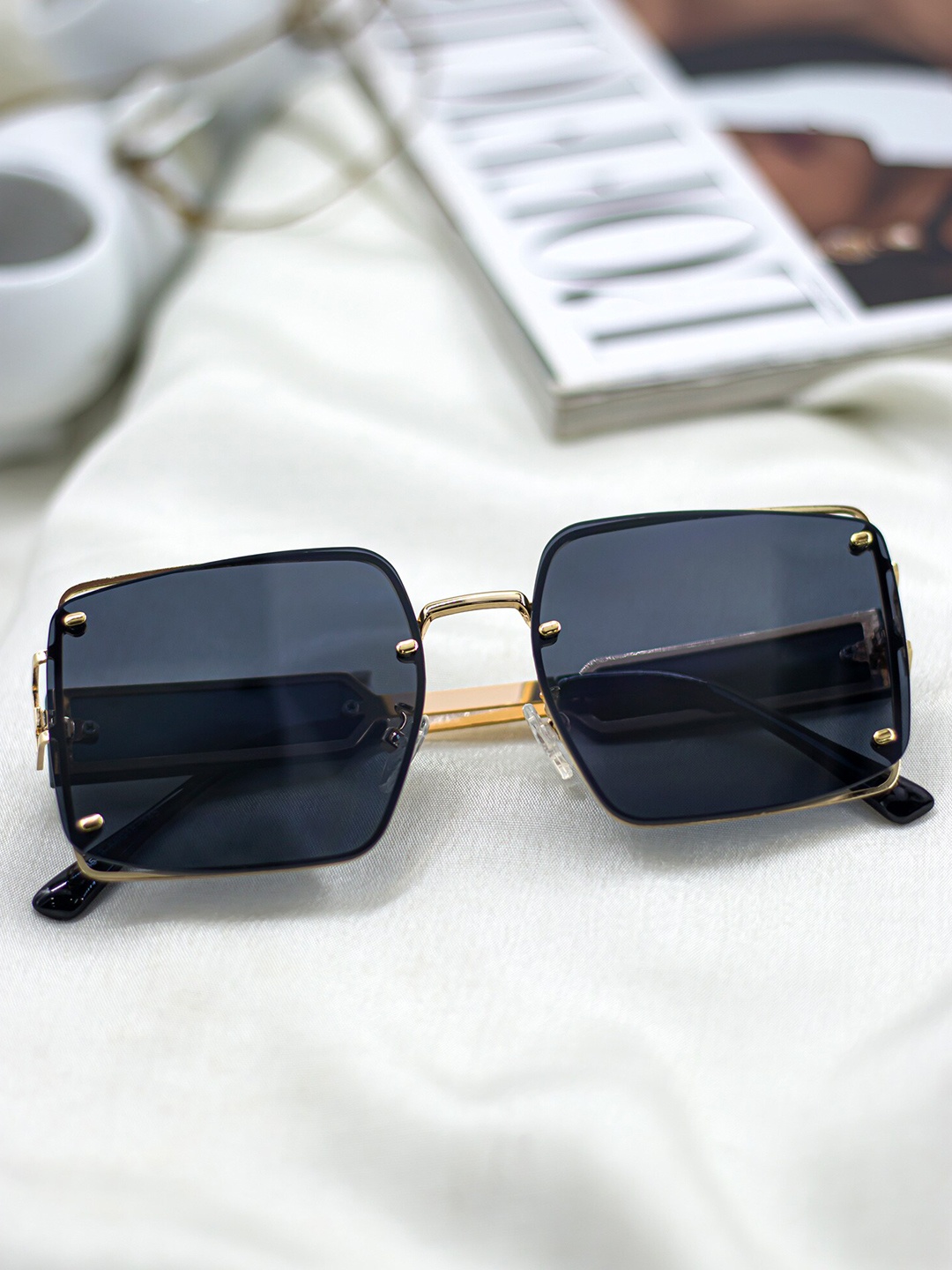 

Bellofox Men Square Sunglasses BS2040-1222M, Gold