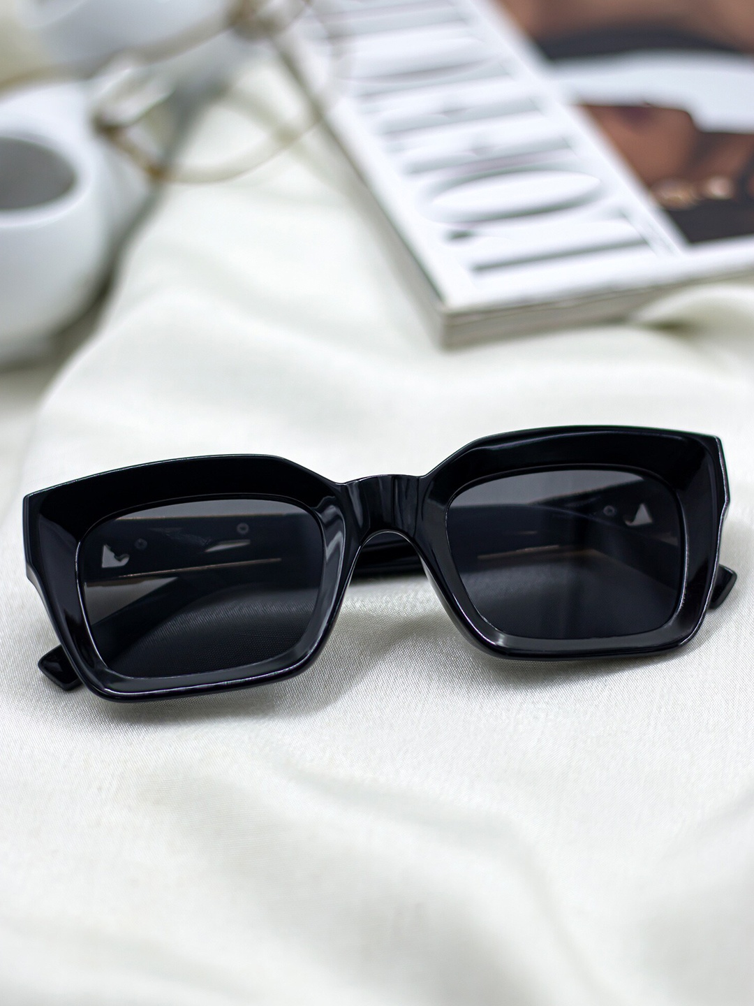 

Bellofox Men Wayfarer Sunglasses BS2051-1222M, Black