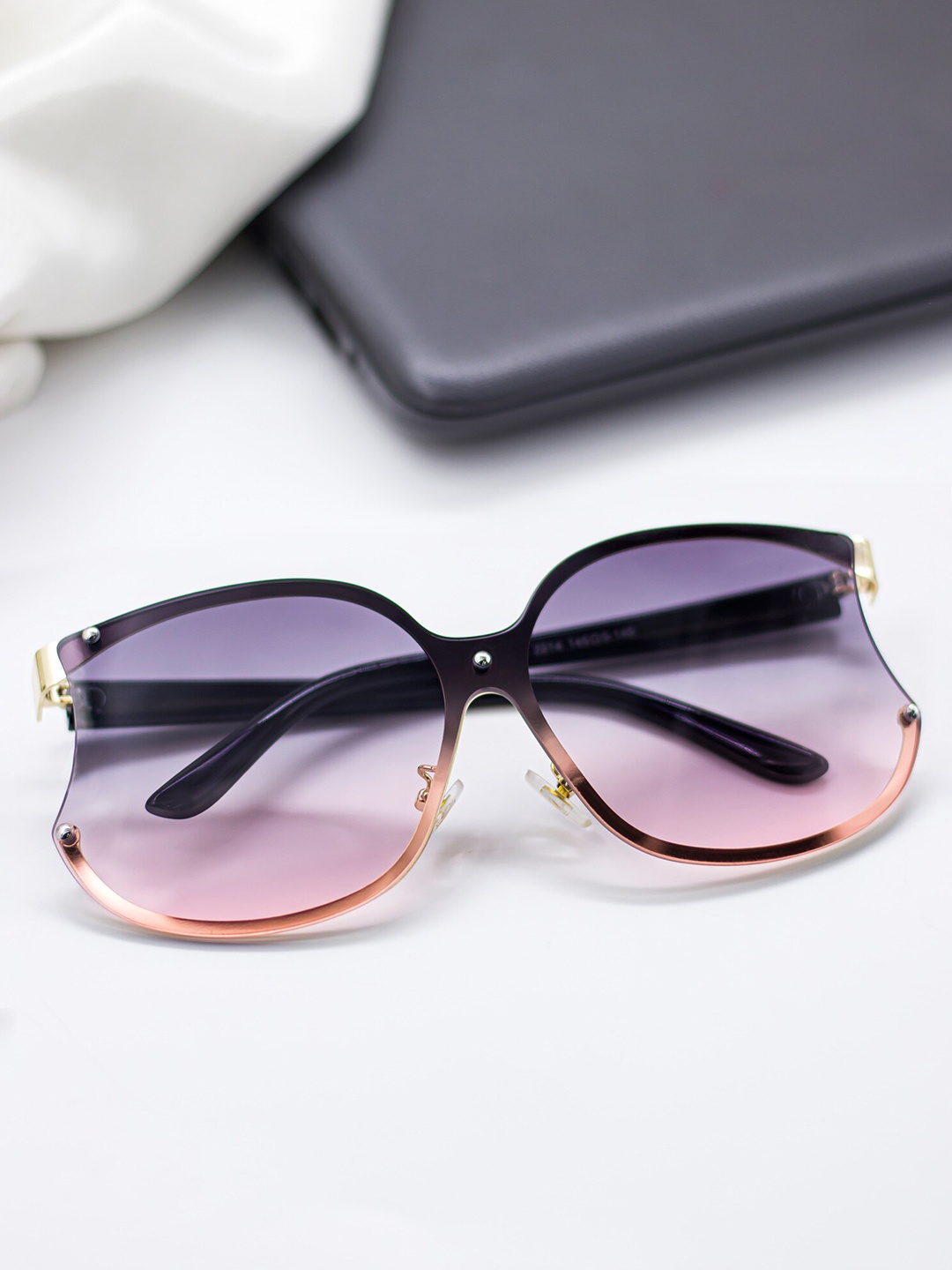 

Bellofox Men Oversized Sunglasses BS1973-1222M, Pink