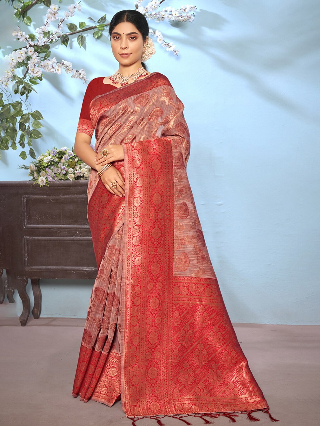 

SANGAM PRINTS Woven Design Zari Saree, Pink