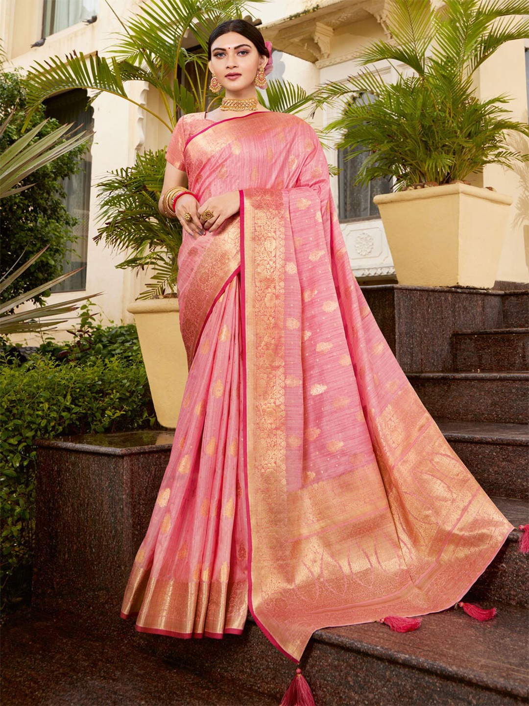 

SANGAM PRINTS Woven Design Zari Saree, Pink