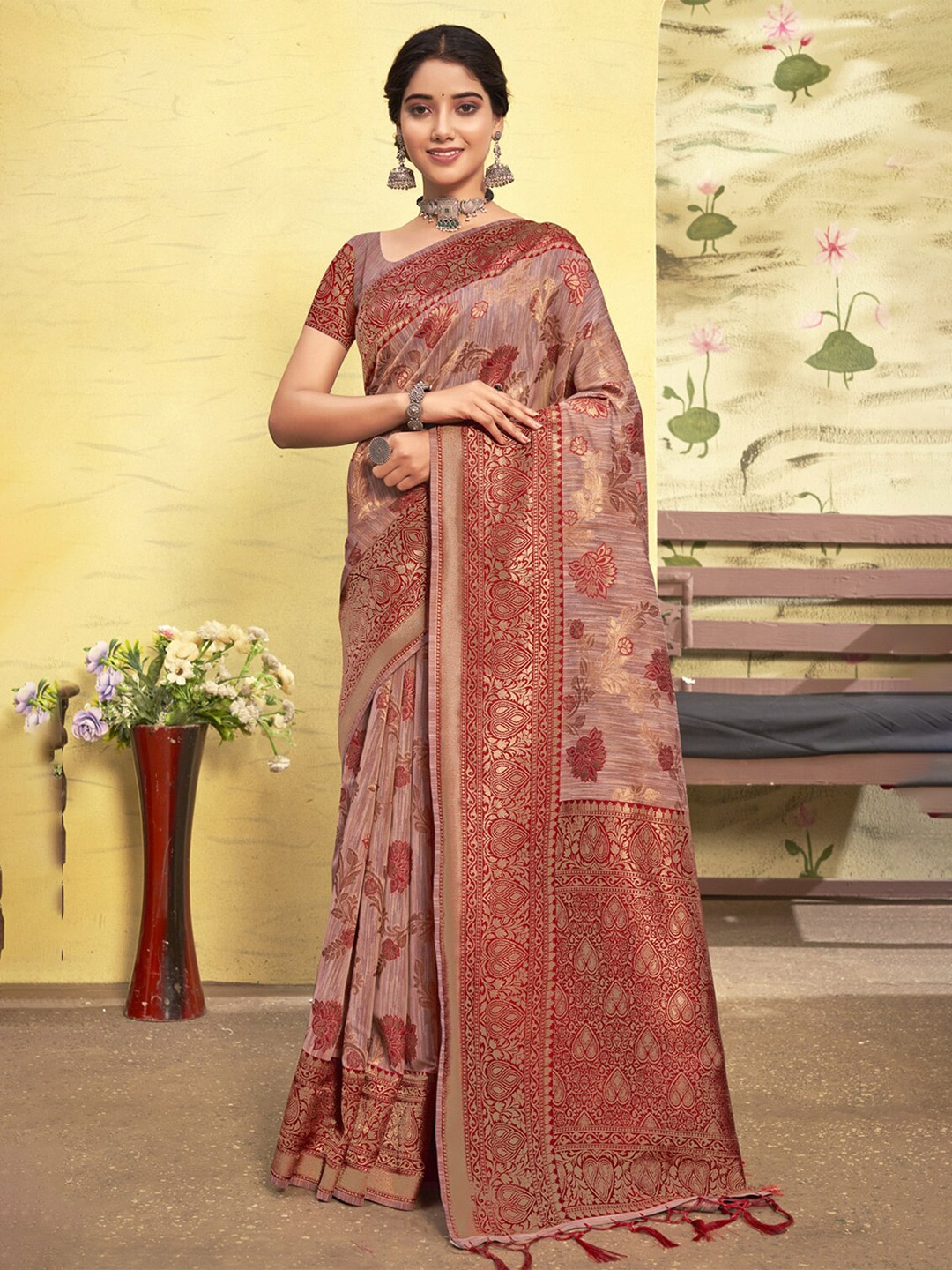 

SANGAM PRINTS Ethnic Motifs Zari Saree, Mauve