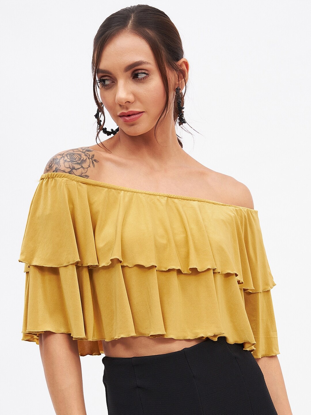 

Kibo Off-Shoulder Bardot Top, Mustard