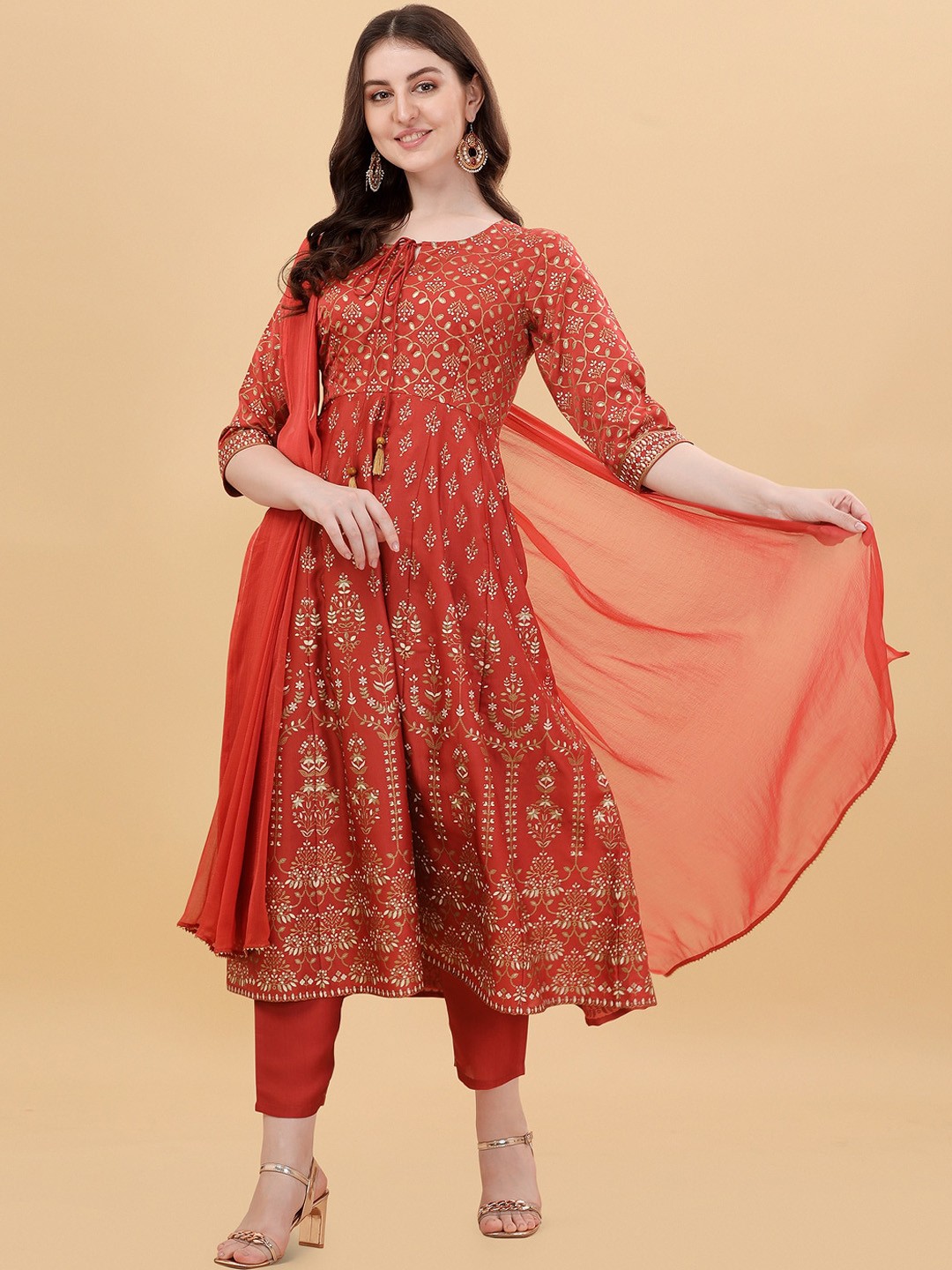 

Berrylicious Women Ethnic Motifs Printed Pure Silk Kurta with Trousers & Dupatta, Red