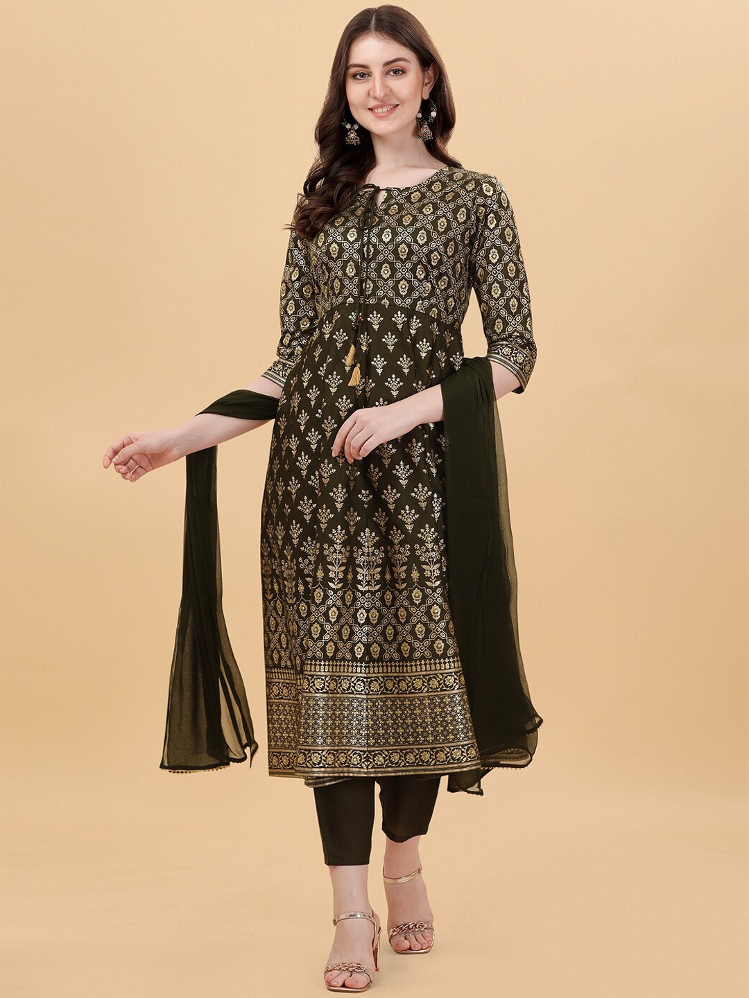 

Berrylicious Ethnic Motifs Printed Kurta with Trousers & Dupatta, Green
