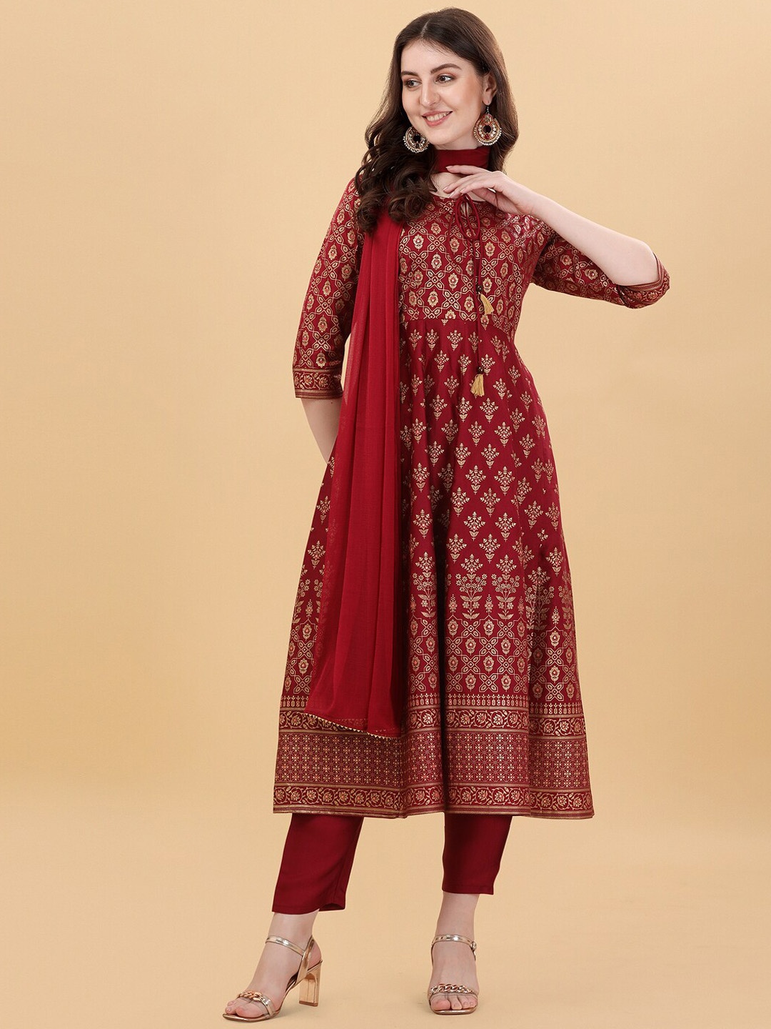 

Berrylicious Ethnic Motifs Printed Kurta with Trousers & Dupatta, Red