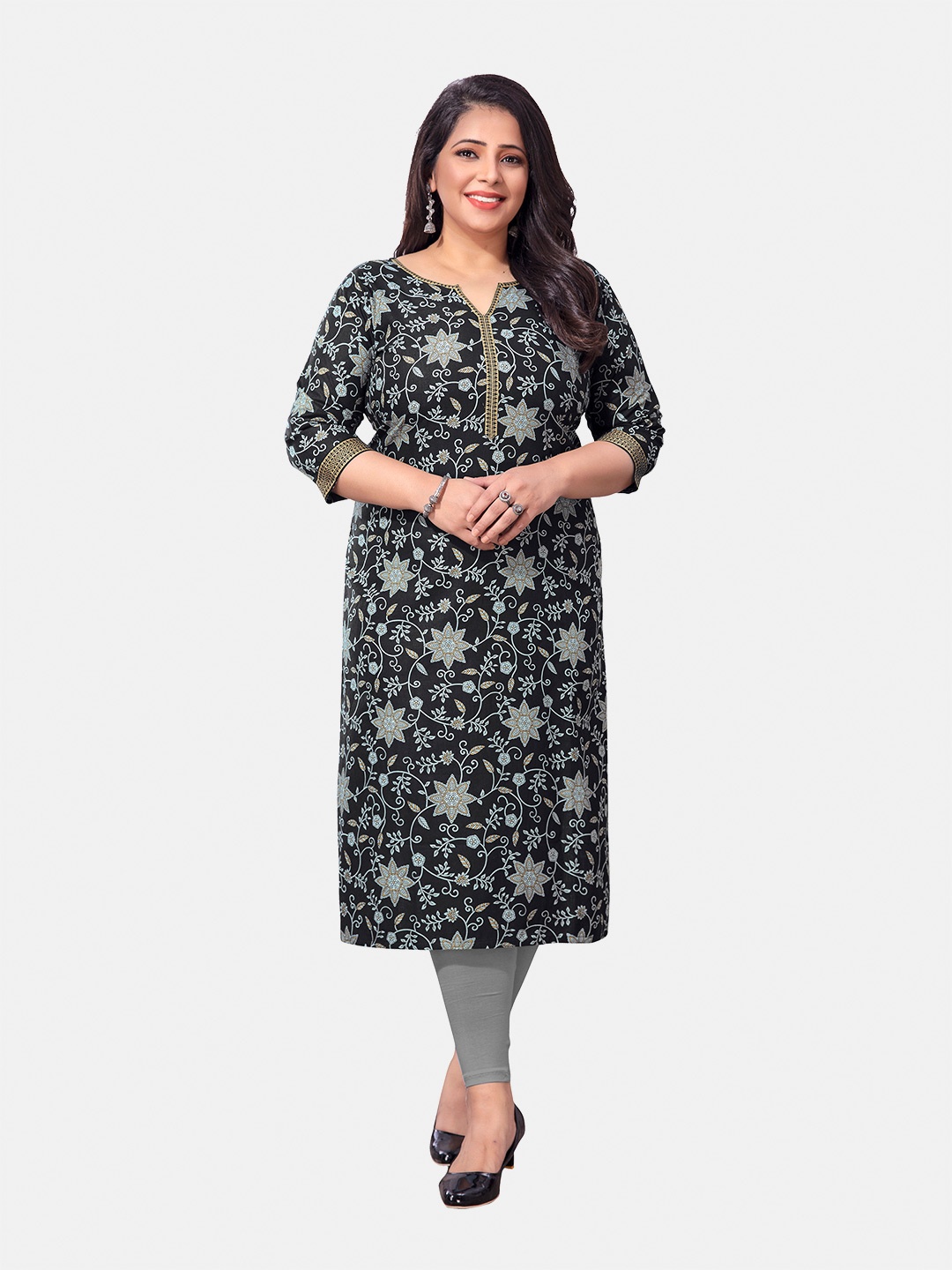 

Jevi Prints Plus Size Floral Printed Notch Neck Pure Cotton Kurta, Black