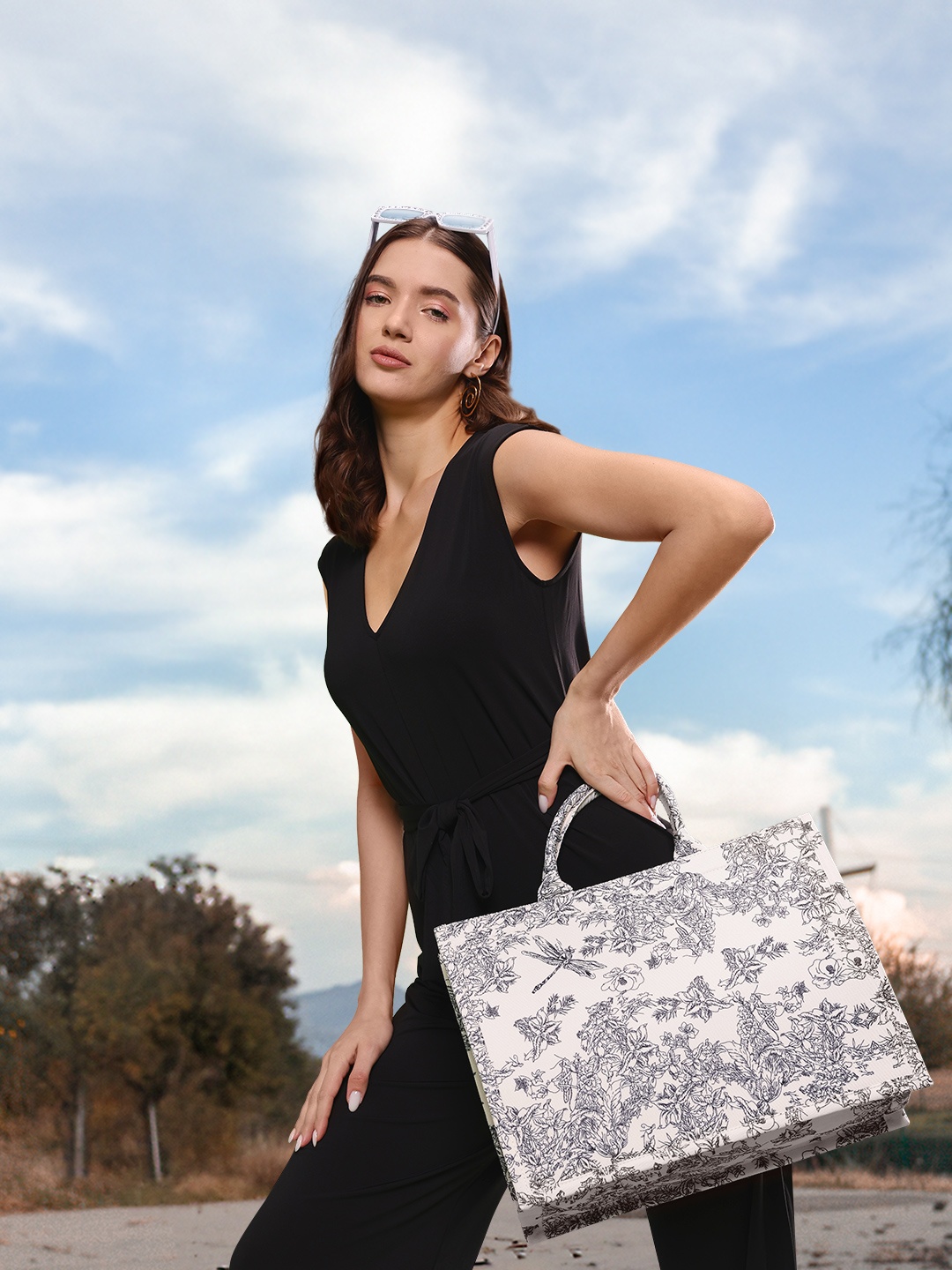 

Lino Perros Floral Printed Structured Laptop Bag, White