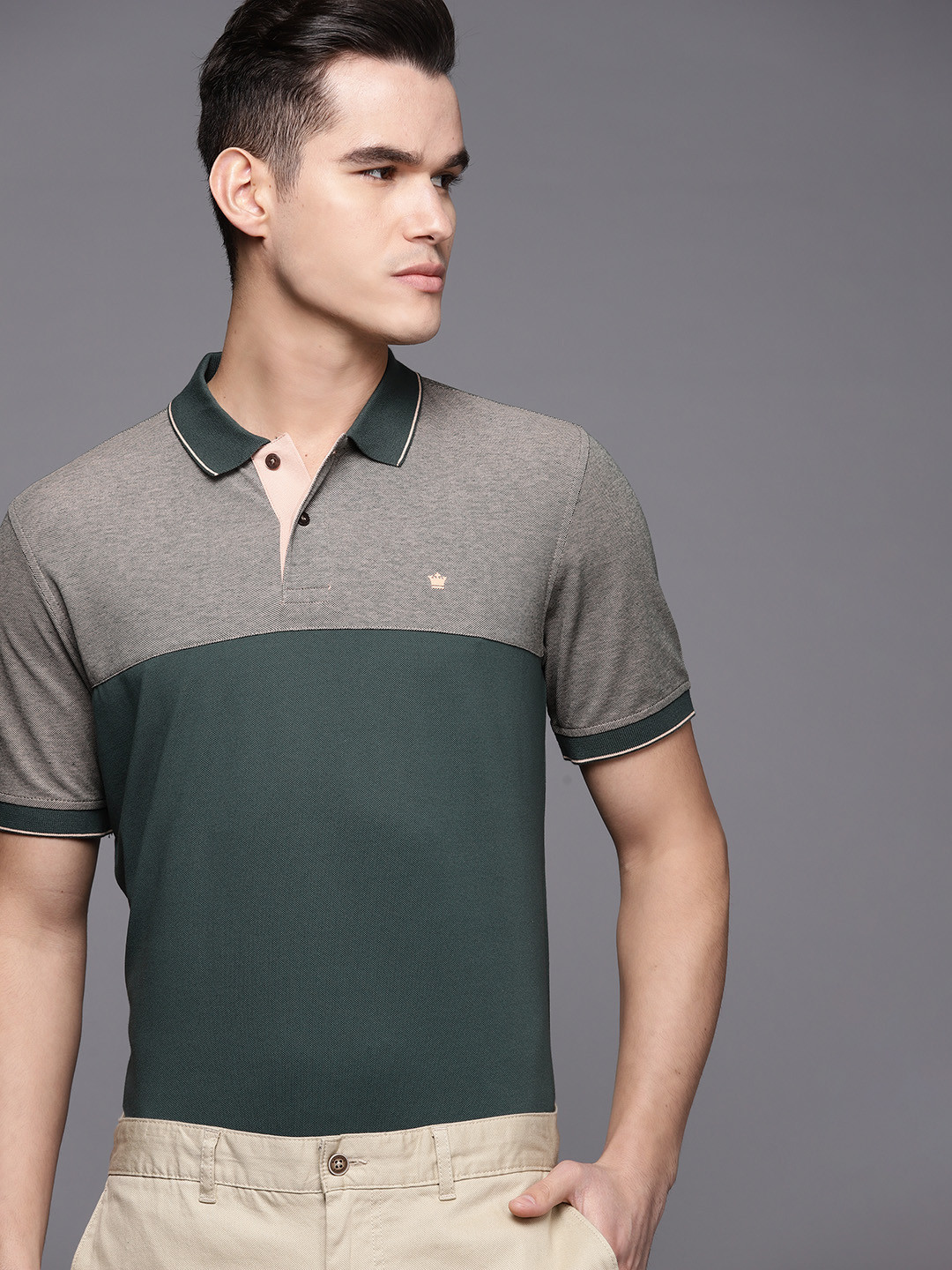 

Louis Philippe Colourblocked Polo Collar T-shirt, Green