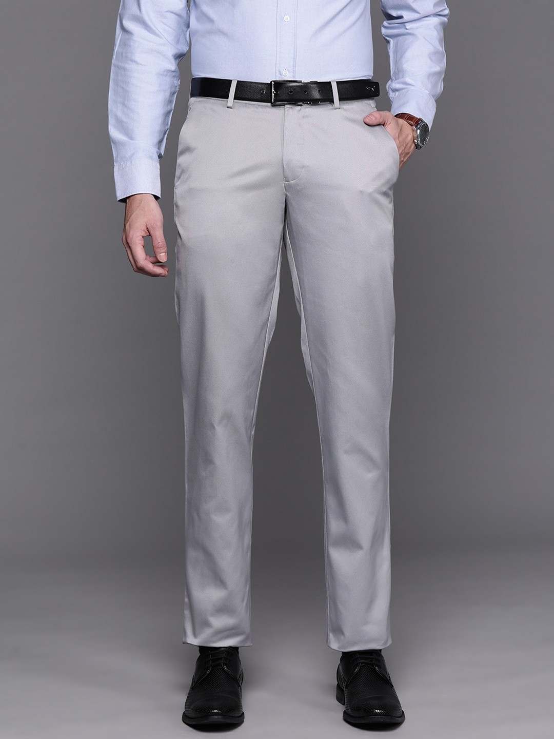 

Louis Philippe Men Grey Solid Slim Fit Pure Cotton Trousers