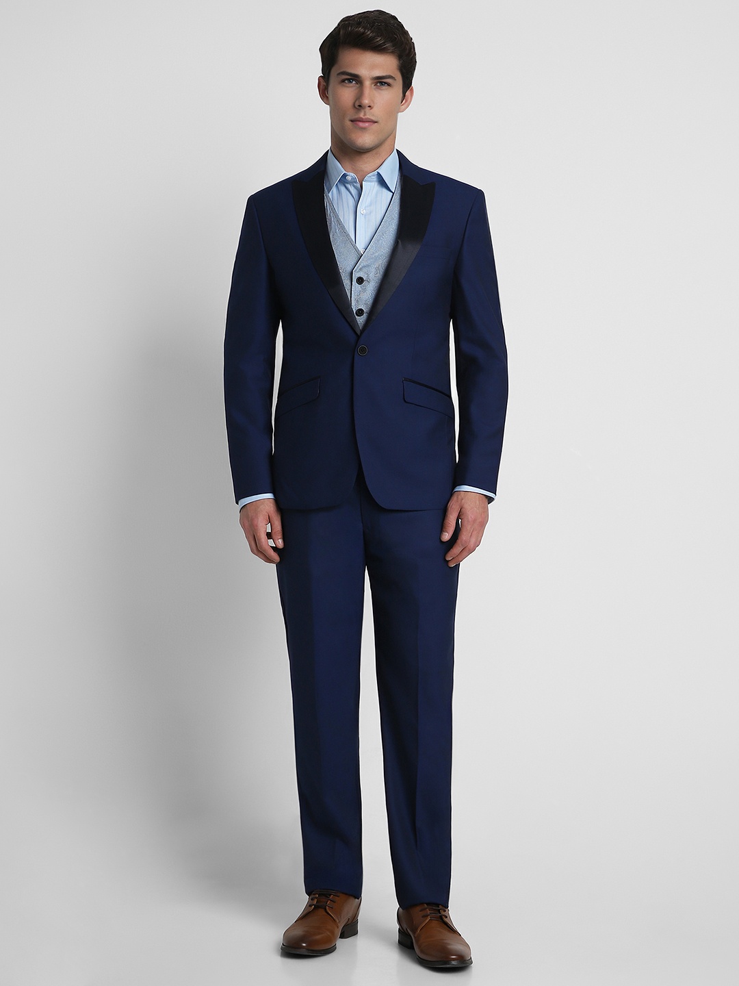 

Louis Philippe Men Slim Fit Single Breasted Three Piece Formal Suit, Navy blue