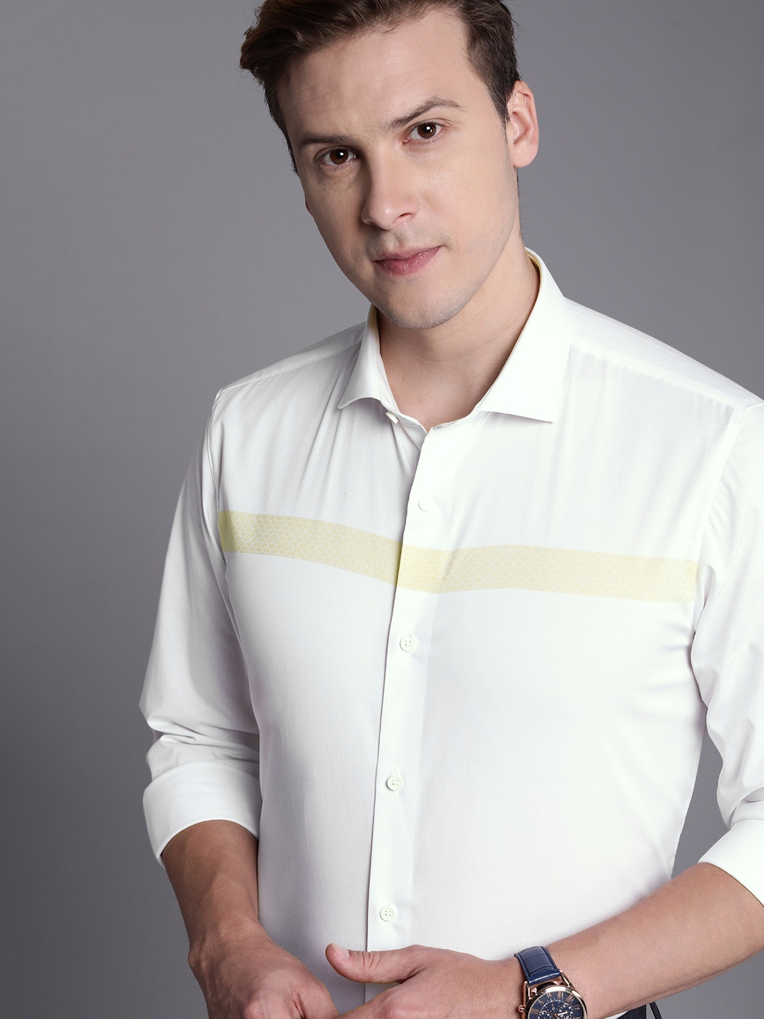 

Louis Philippe Ath.Work Men Super Slim Fit Horizontal Striped Casual Shirt, White