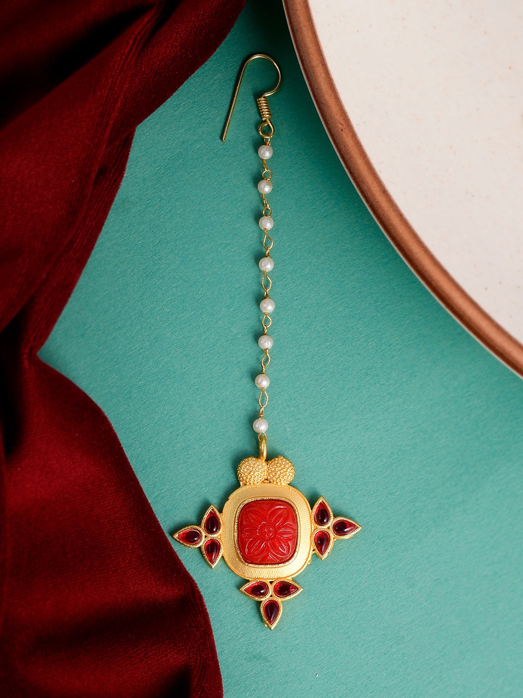 

Silvermerc Designs Gold-Plated Stone-Studded Floral Ethnic Maang Tikka