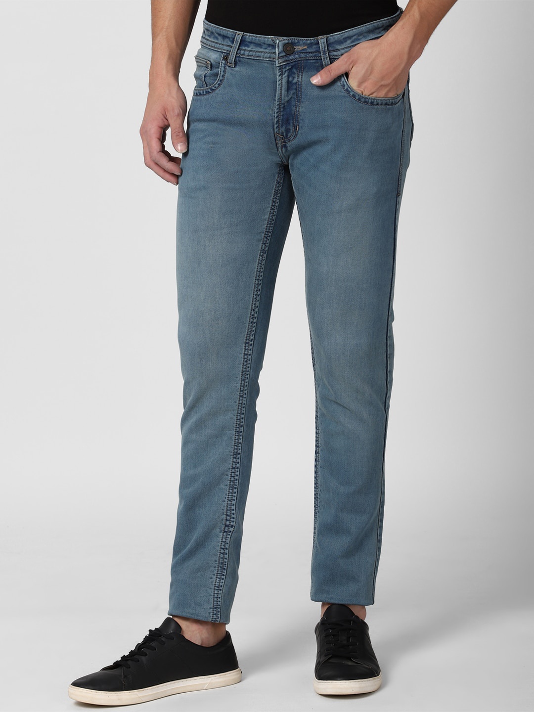 

Peter England Casuals Men Slim Fit Light Fade Jeans, Blue