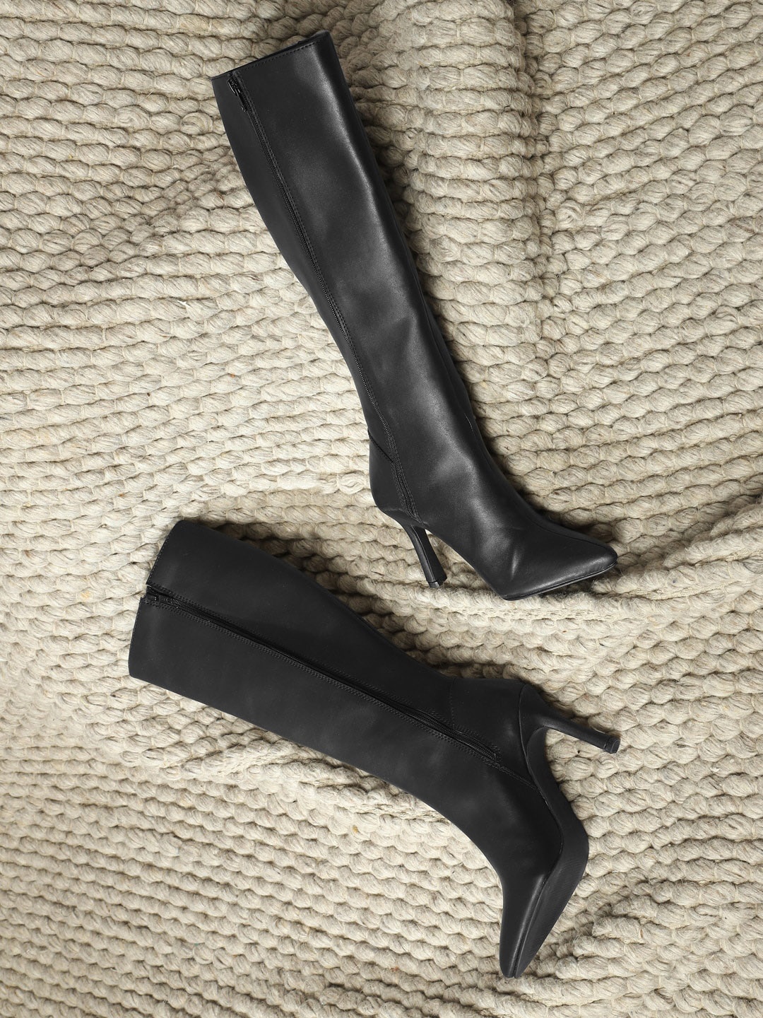 

Truffle Collection Women High-Top Winter Boots, Black
