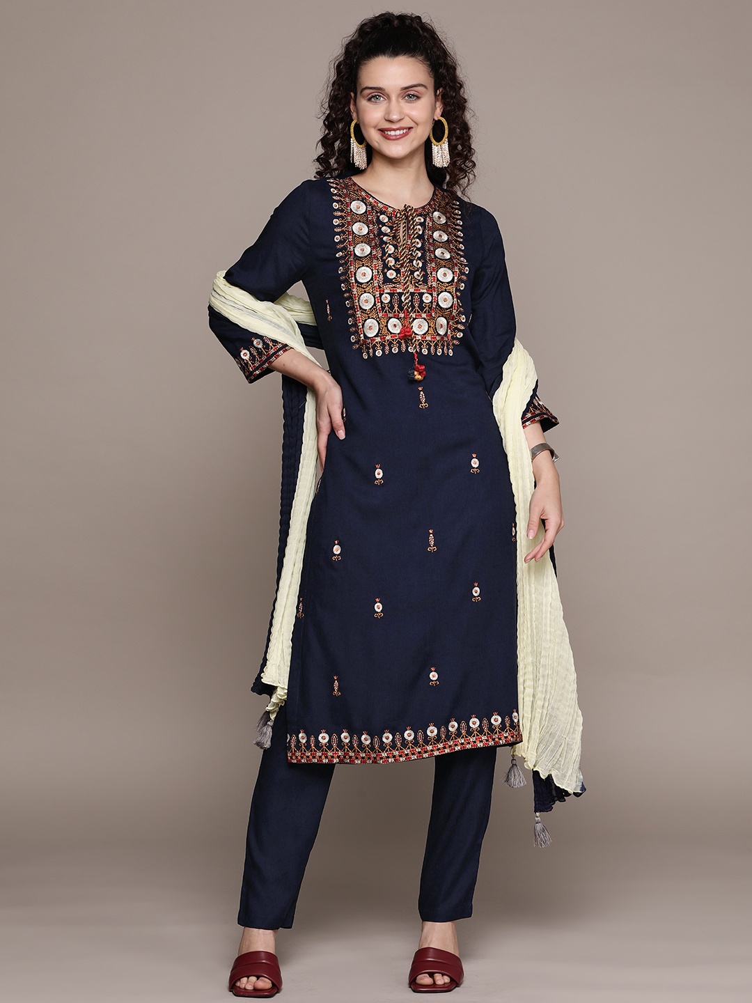 

aarke Ritu Kumar Women Navy Blue Floral Yoke Design Kurta with Trousers & With Dupatta