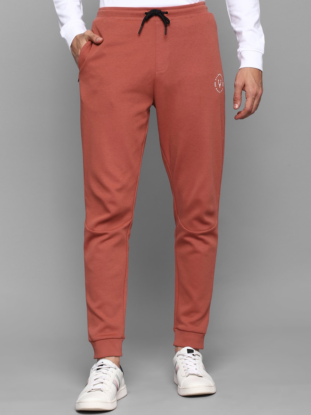 

Allen Solly Men Pure Cotton Joggers, Peach