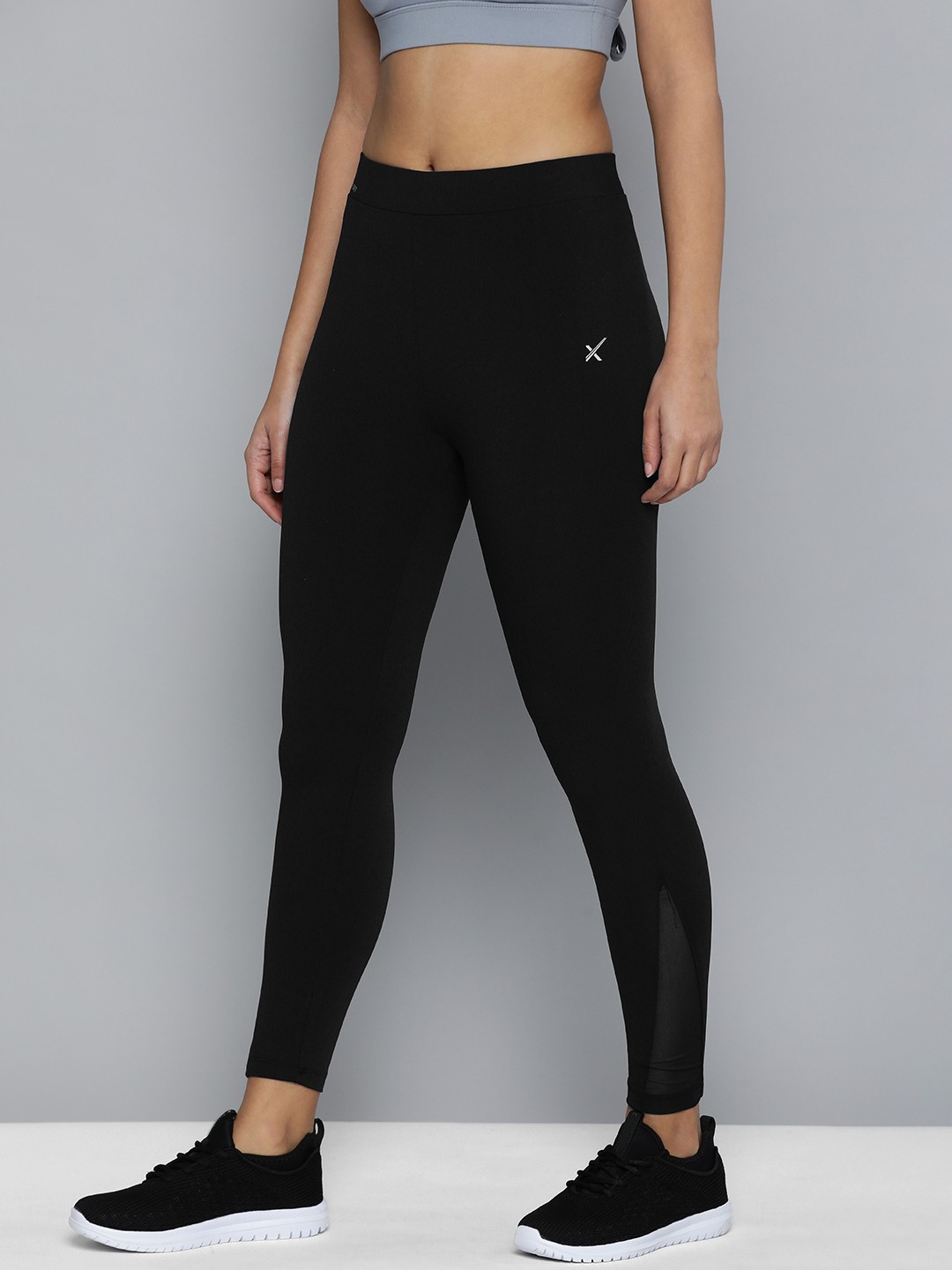 

HRX by Hrithik Roshan Women Black Solid Rapid-Dry Sports Tights