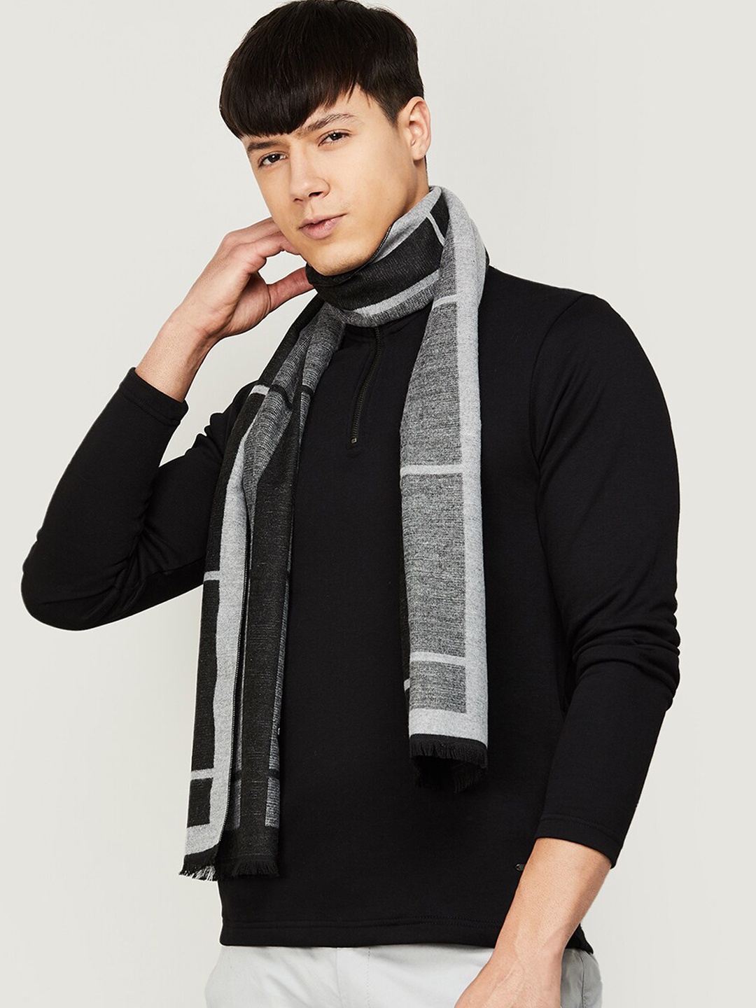 

CODE by Lifestyle Men Colourblokced Knitted Cotton Mufflers, Black