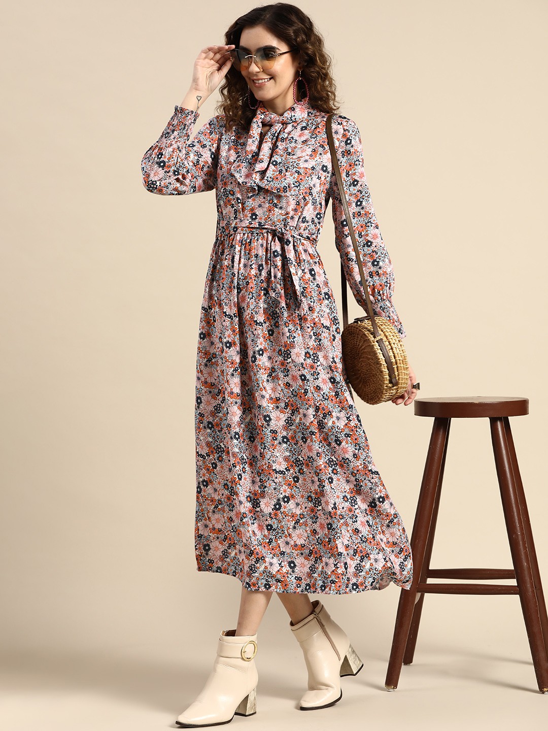 

Sangria Floral Print Tie-Up Neck A-Line Midi Dress, Pink
