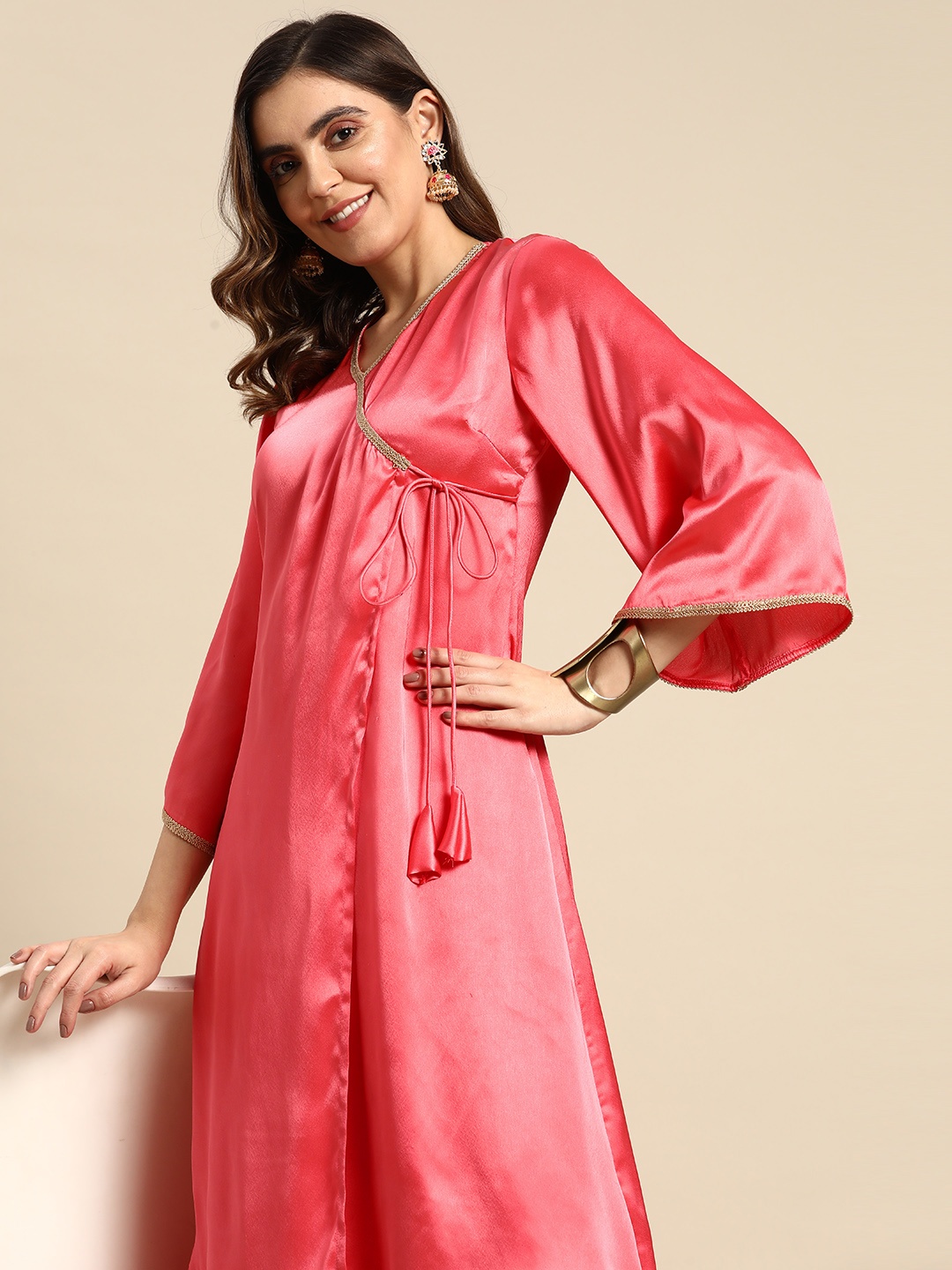 

Sangria Women Pink Kurta with Trousers