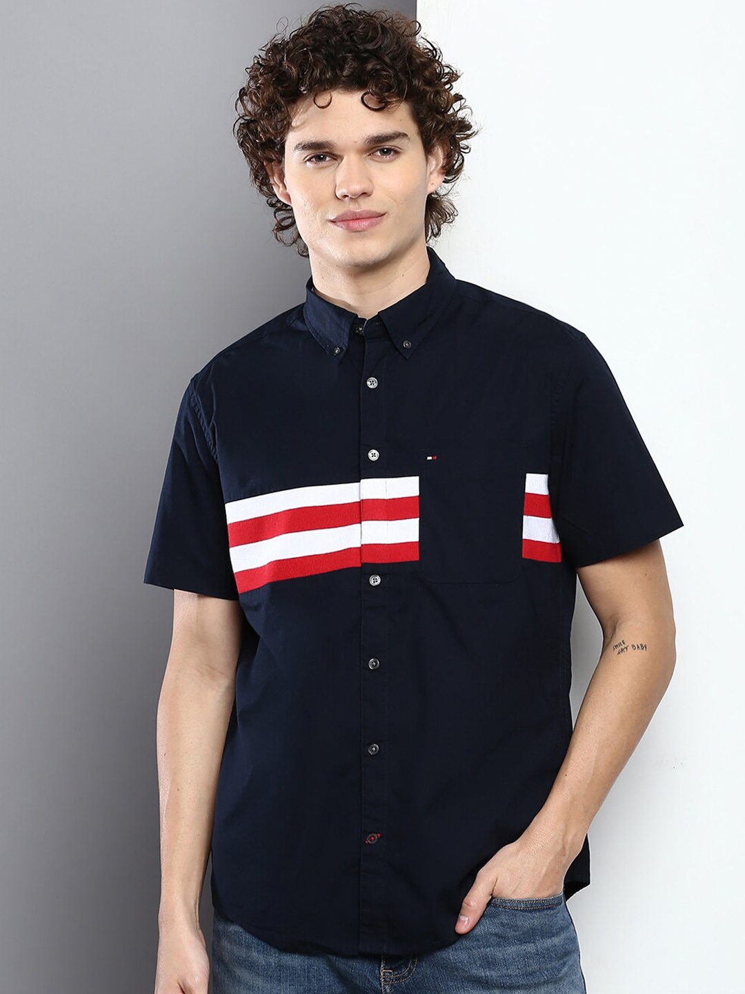 

Tommy Hilfiger Men Slim Fit Casual Cotton Shirt, Navy blue