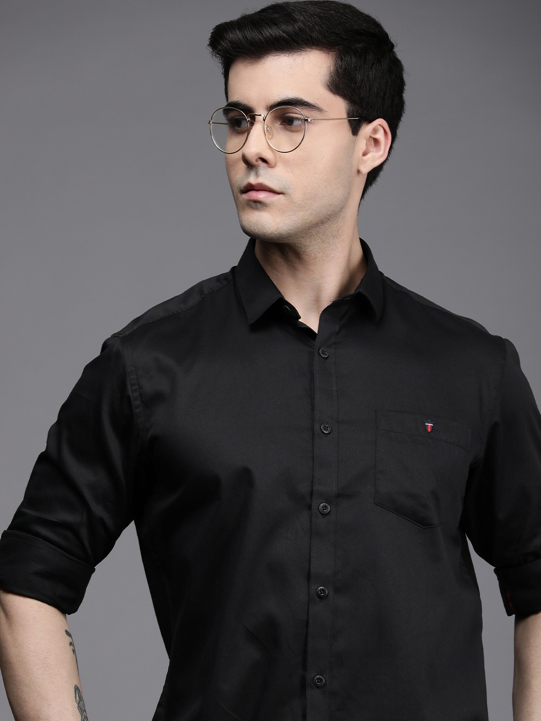 

Louis Philippe Jeans Men Pure Cotton Slim Fit Casual Shirt, Black