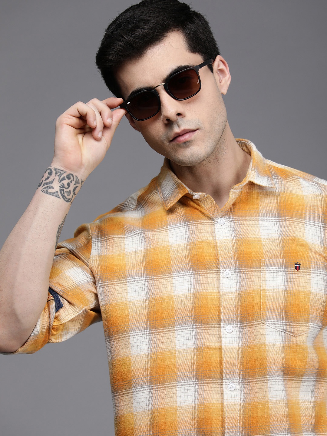 

Louis Philippe Jeans Men Checked Pure Cotton Slim Fit Casual Shirt, Yellow