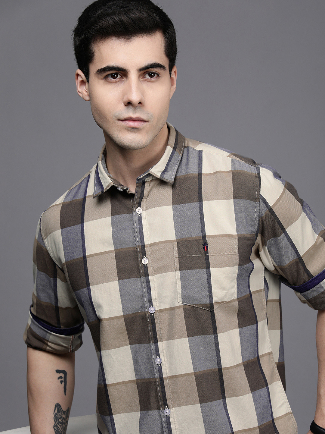 

Louis Philippe Jeans Men Khaki Slim Fit Checked Pure Cotton Casual Shirt