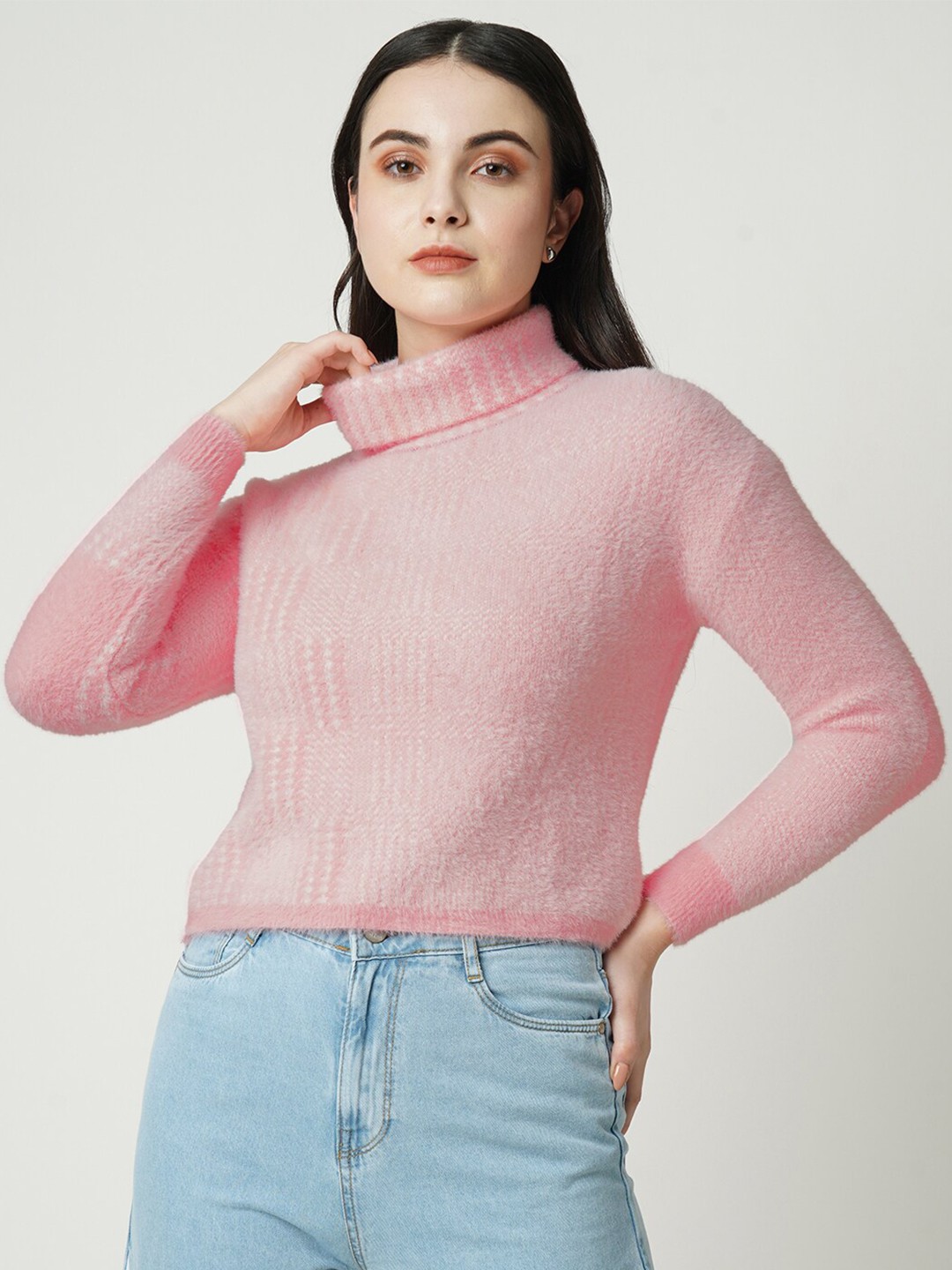 

Kraus Jeans Women Turtle Neck Pullover with Fuzzy Detail, Pink