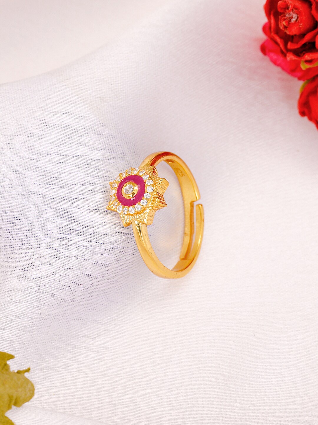 

GIVA 925 Sterling Silver Gold-Plated AAA+ White CZ-Studded Adjustable Finger Ring, Red