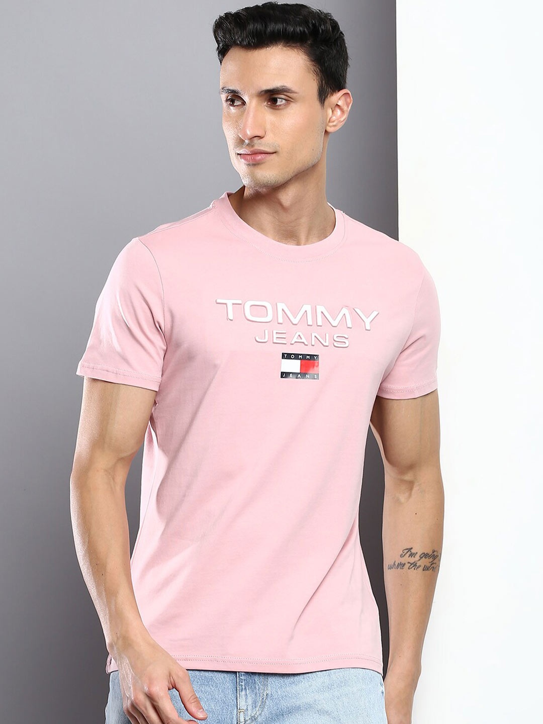 

Tommy Hilfiger Men Brand Logo Printed Slim Fit T-shirt, Pink