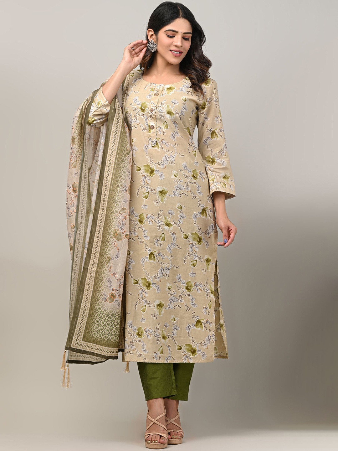 

DHRTI Floral Printed Chanderi Silk Kurta with Trousers & Dupatta, Green
