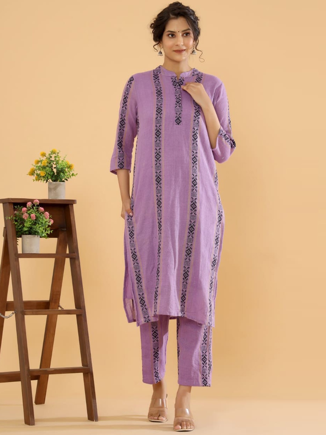

AUTUMN LANE Women Purple Ethnic Motifs Printed Pure Cotton Kurta with Trousers
