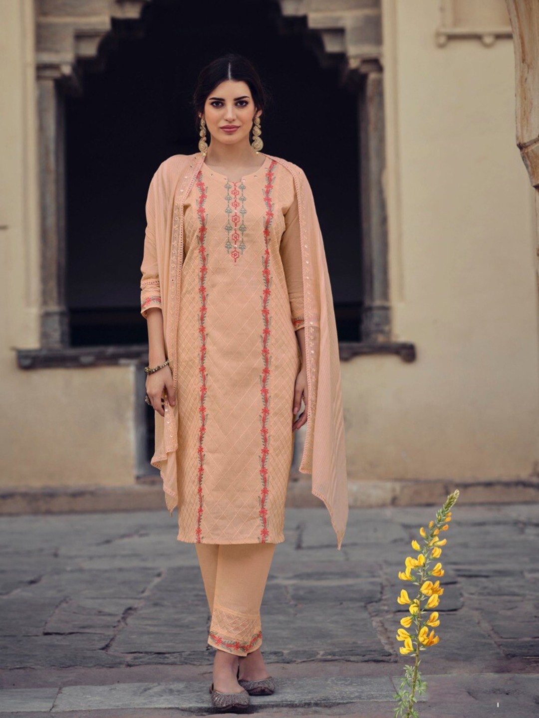 

AUTUMN LANE Women Embroidered Thread Work Pure Cotton Kurta with Trousers & With Dupatta, Peach
