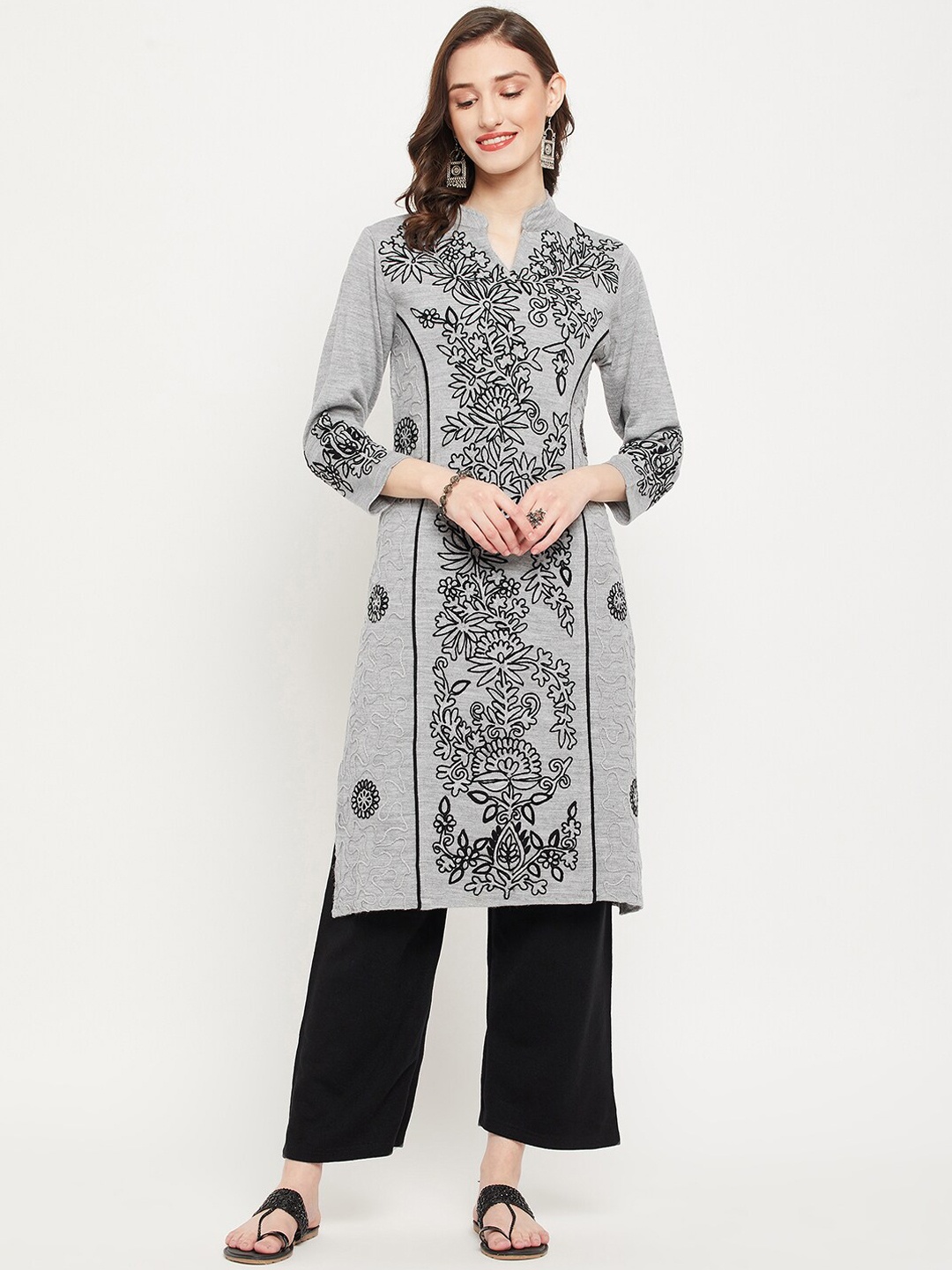 

Zigo Floral Embroidered Thread Work Mandarin Collar Kurta, Grey