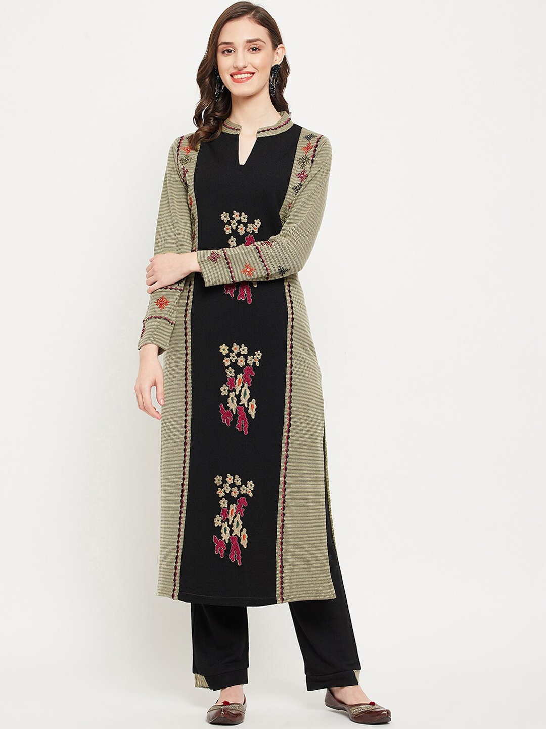 

Zigo Floral Embroidered Band Collar Kurta with Trousers, Green