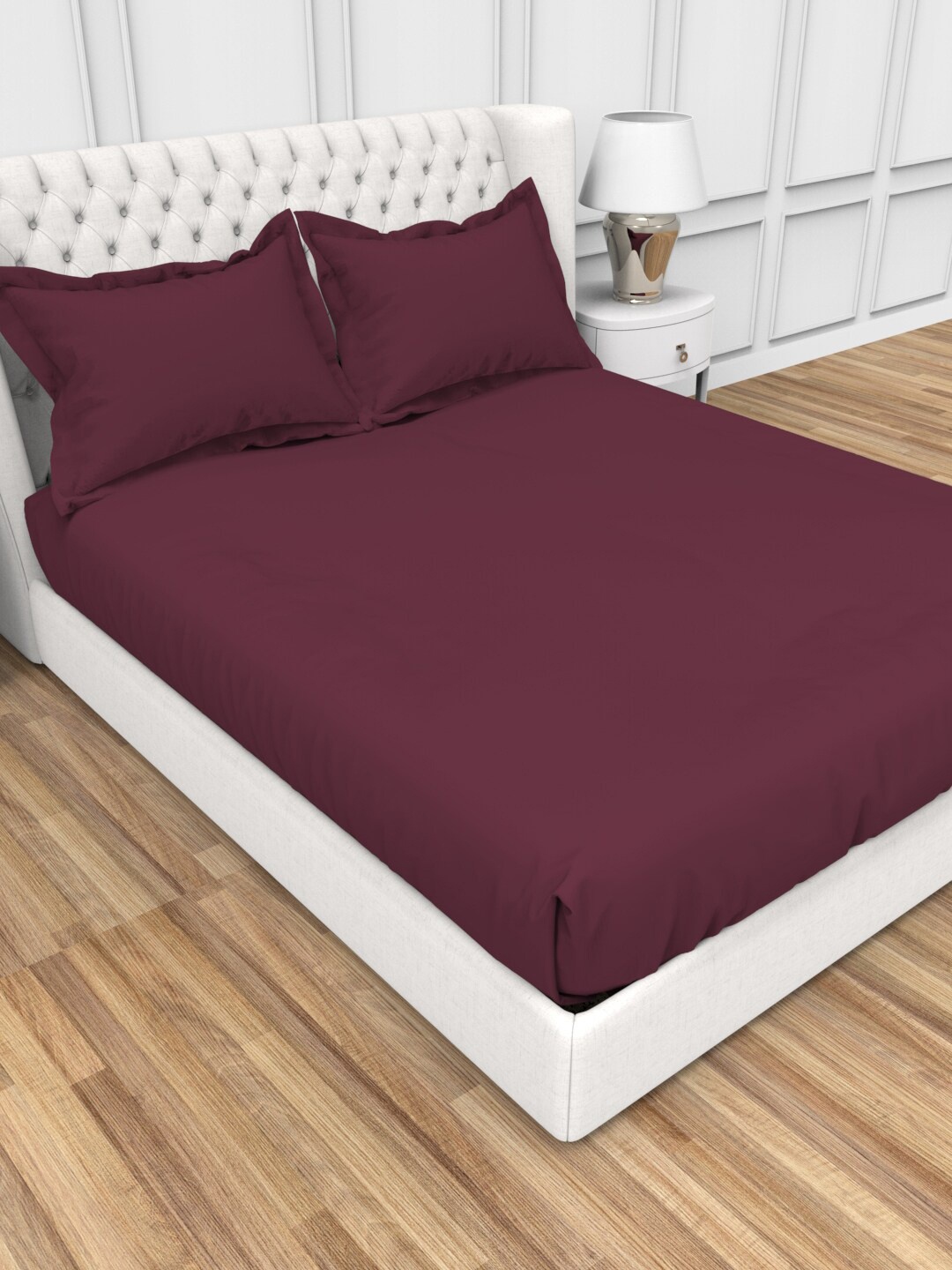 

THE WHITE MOSS Alley Red Pure Cotton 300 TC Fitted King Bedsheet with 2 Pillow Covers