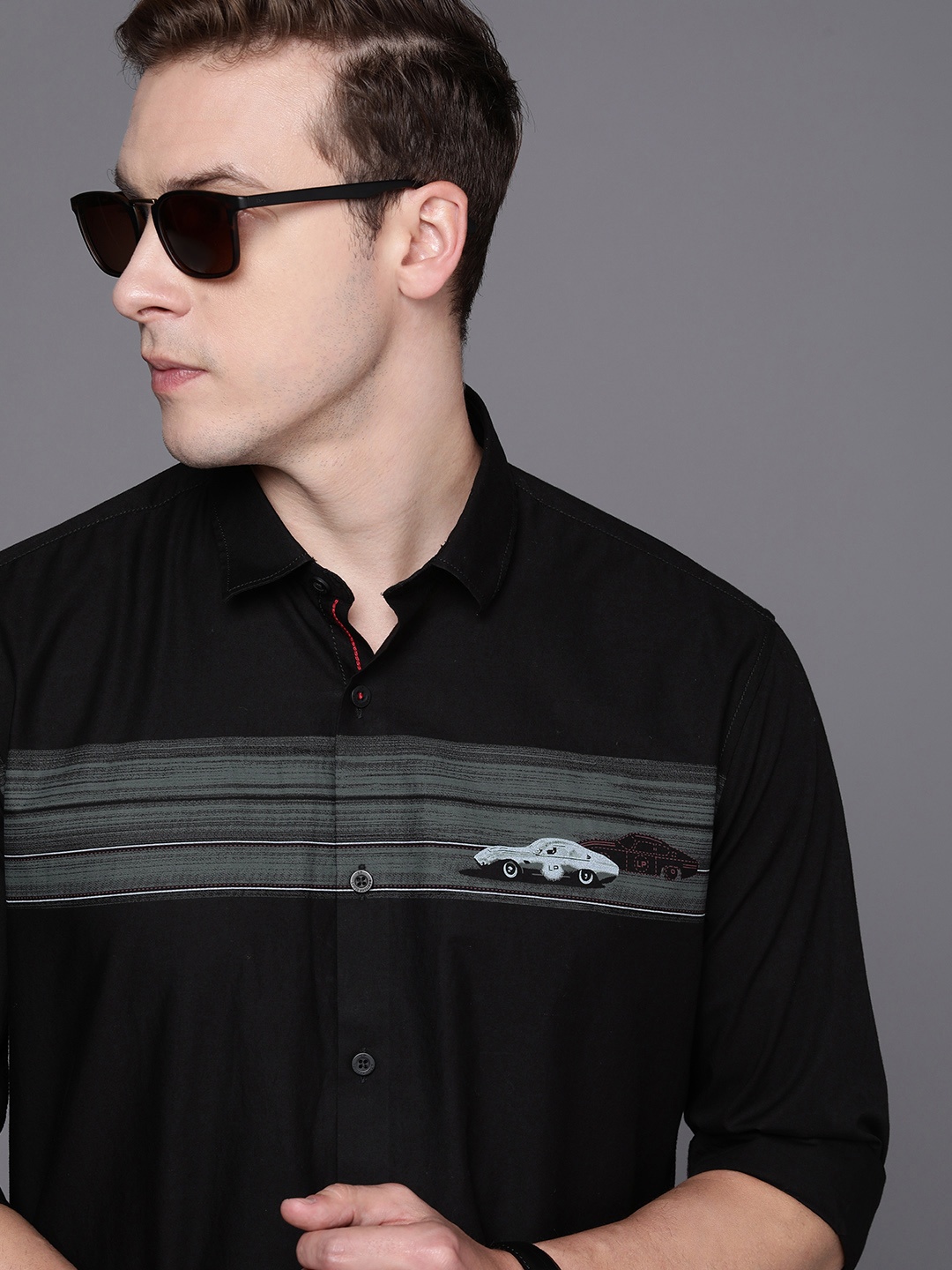 

Louis Philippe Sport Men Slim Fit Striped Pure Cotton Casual Shirt, Black