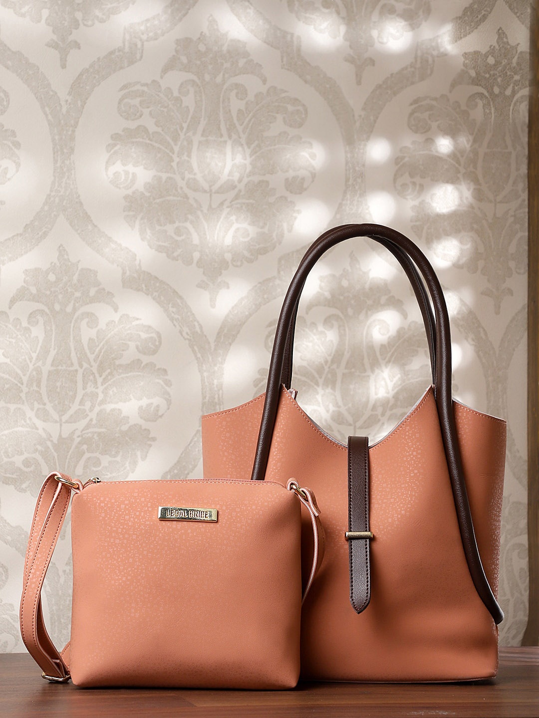 

LEGAL BRIBE Set of 2 PU Bucket Handheld Bag, Coral
