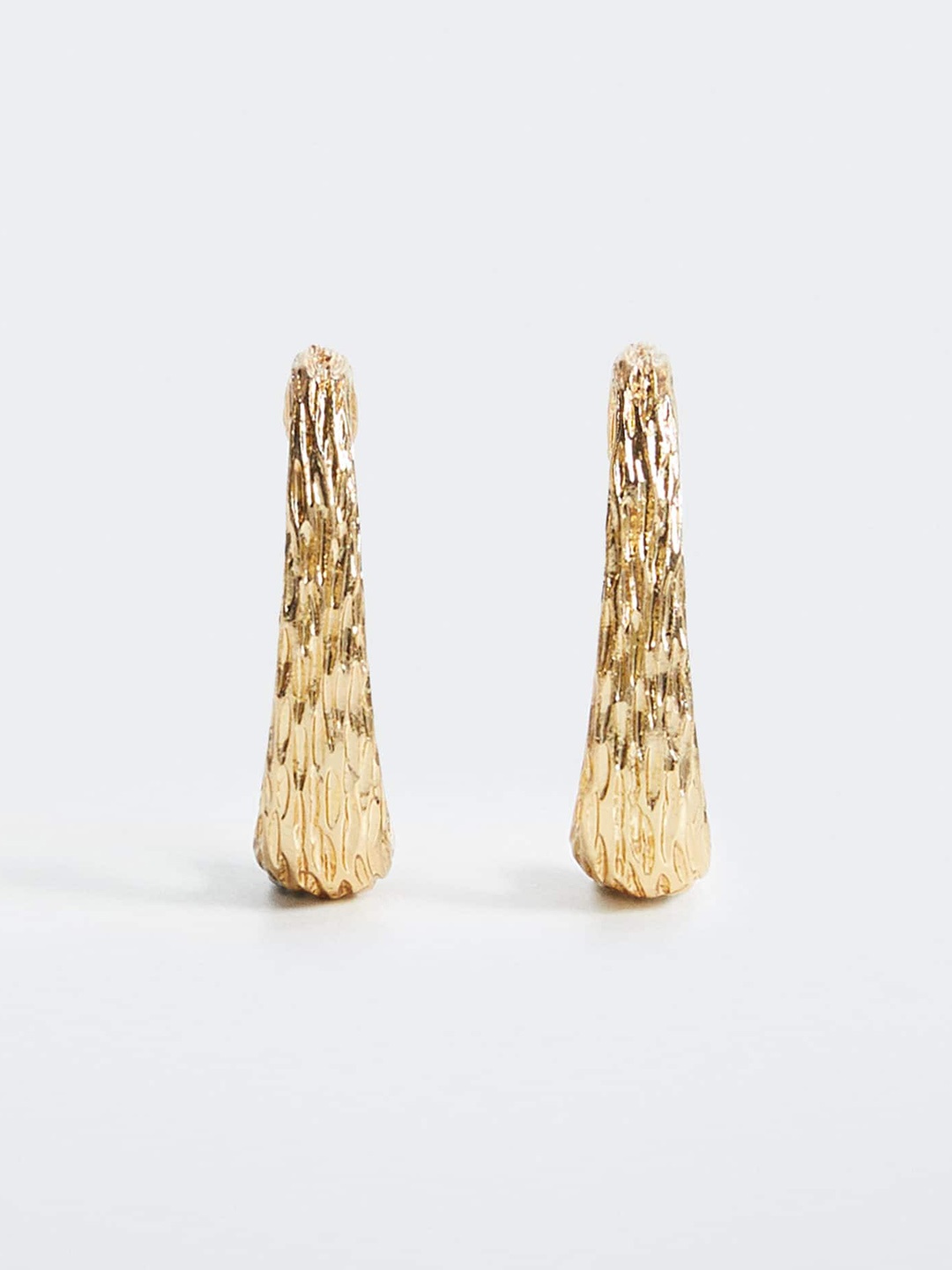 

MANGO Textured Contemporary Drop Earrings, Gold