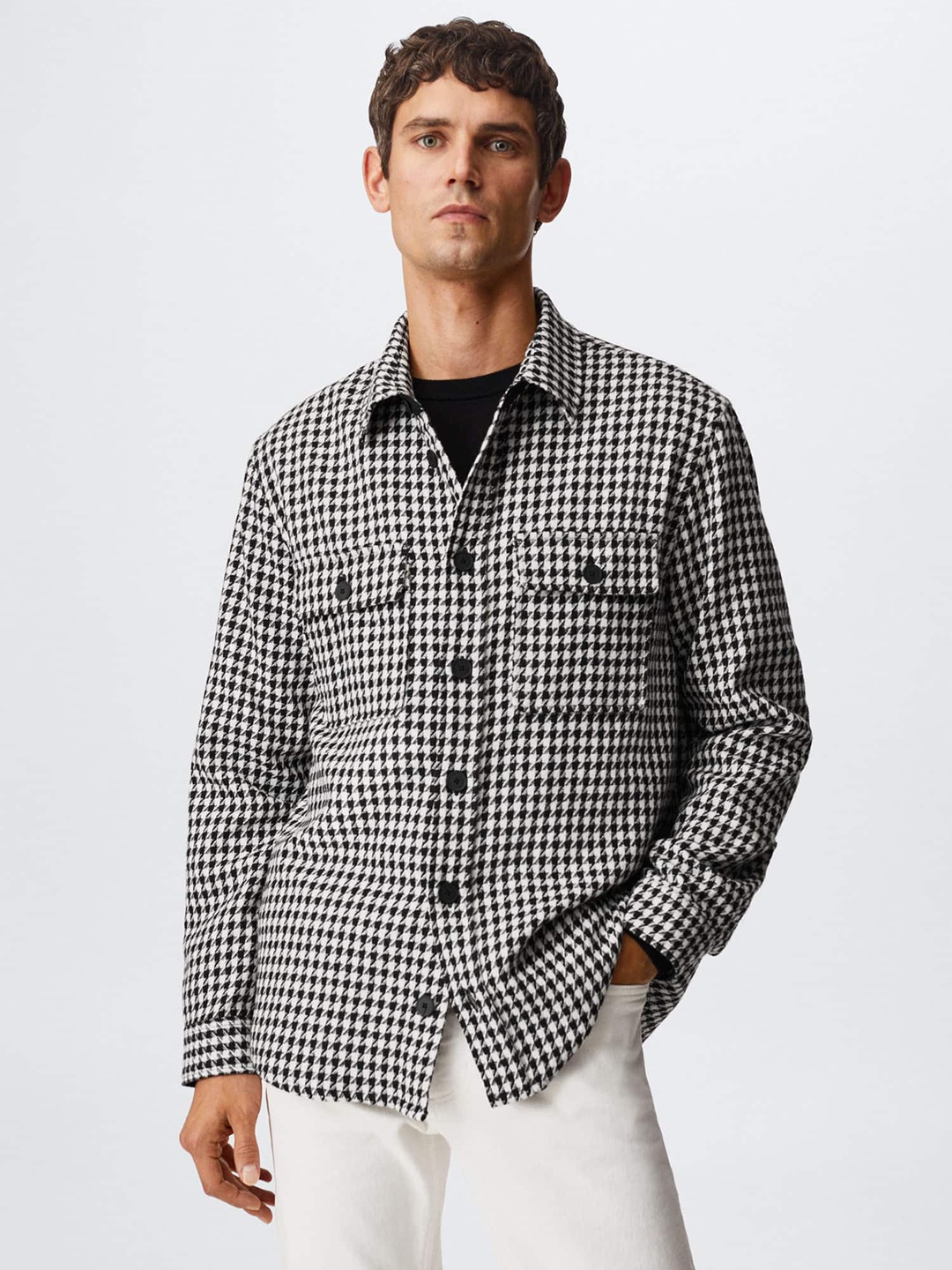 

MANGO MAN Houndstooth Design Sustainable Shacket, White